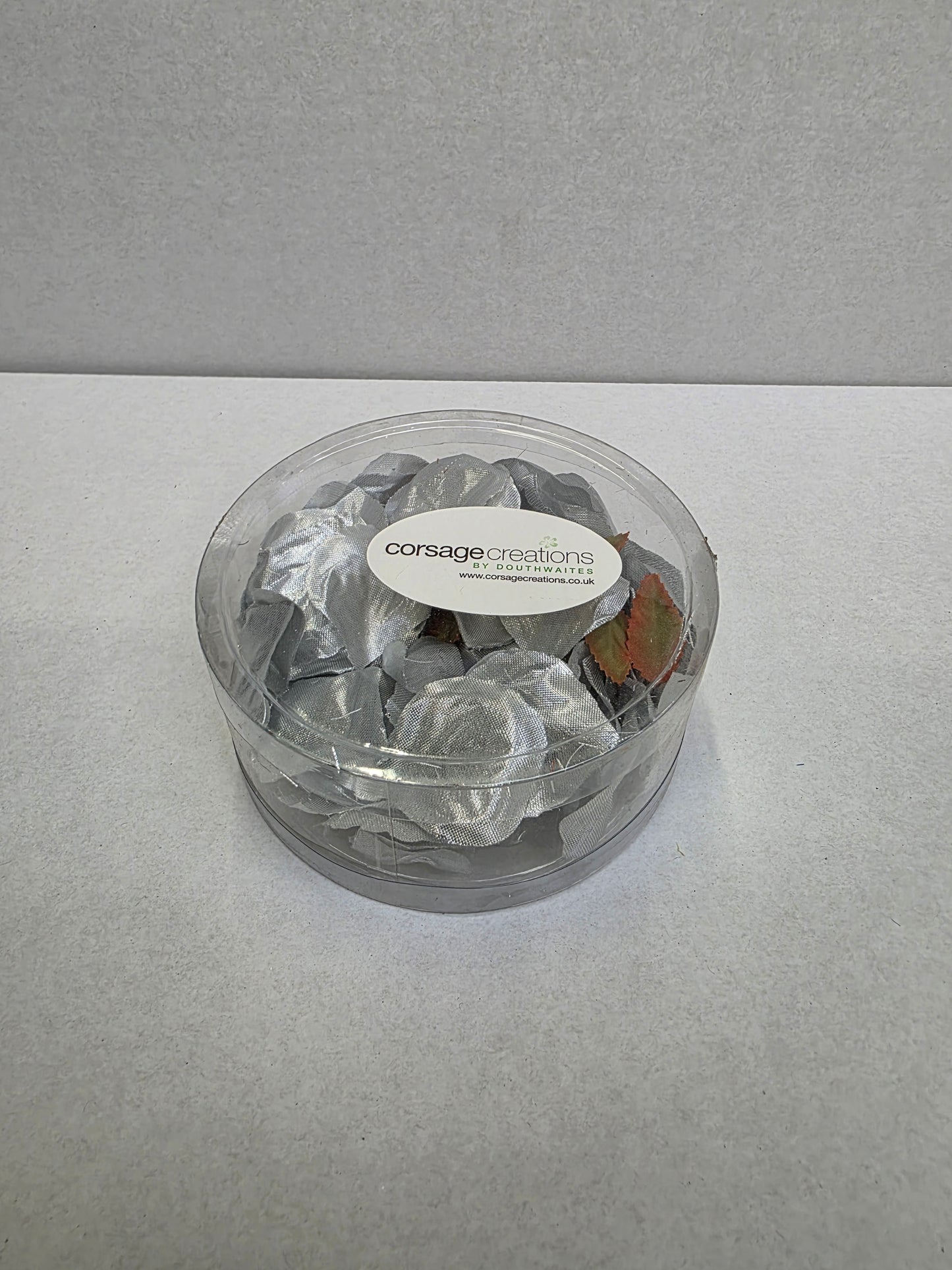 Artificial Rose Petals Met Silver Box (PACK OF 2)