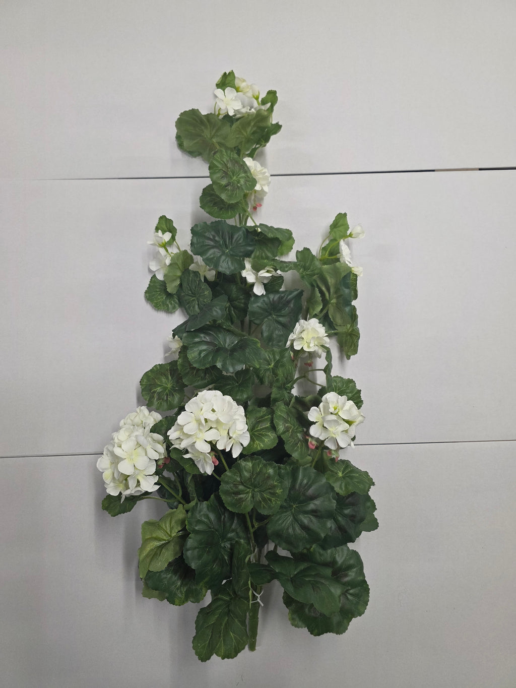 Artificial Geranium Hanging Bush White X 7 80cm