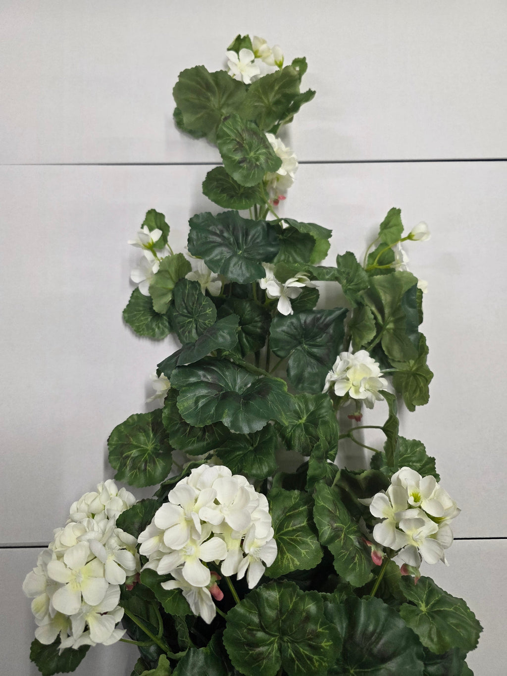 Artificial Geranium Hanging Bush White X 7 80cm