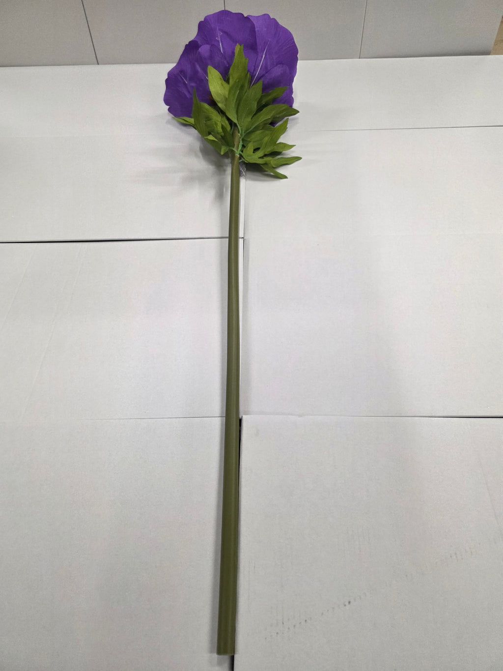 Artificial Giant Anemone Purple Stem