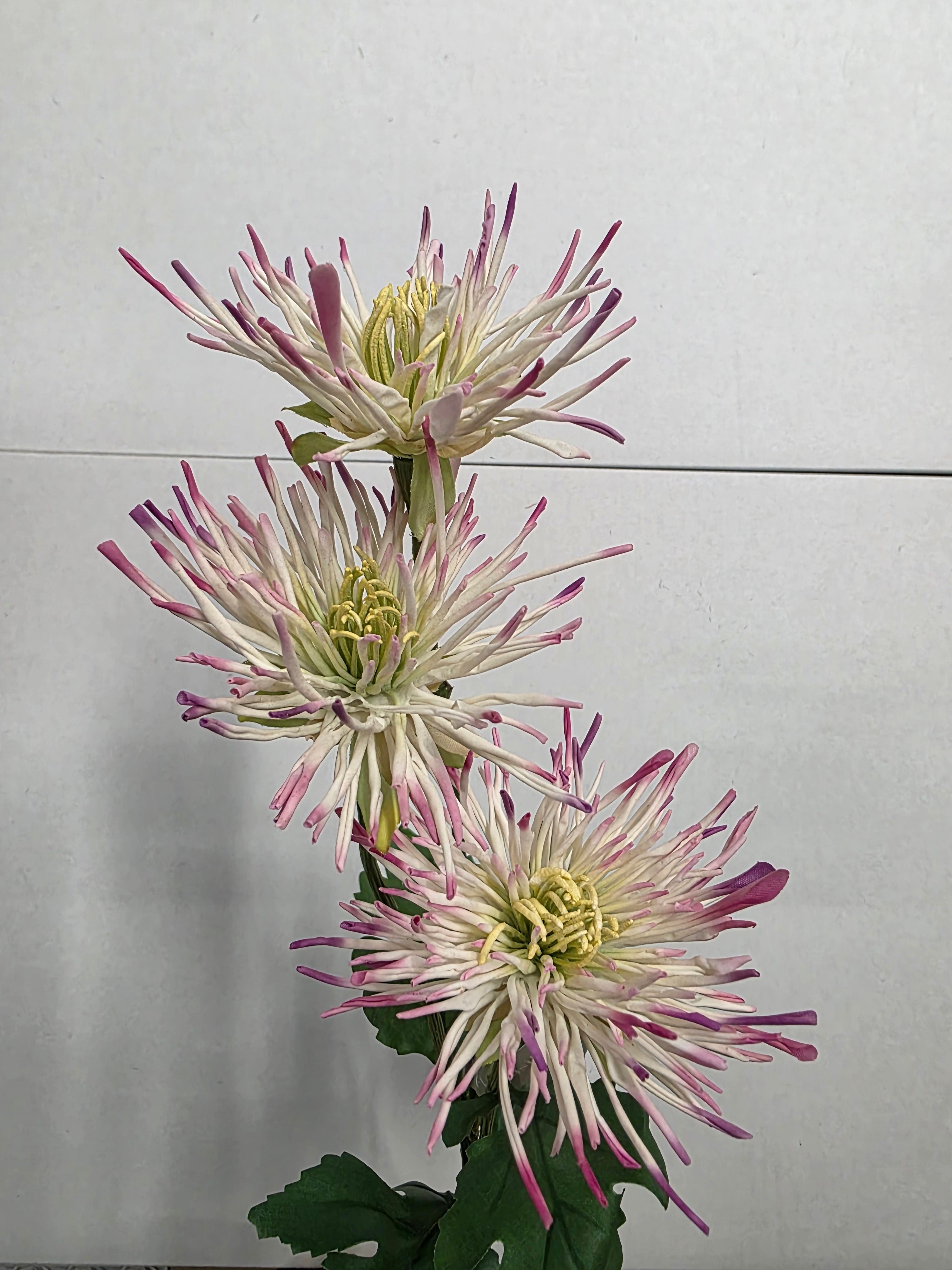 Artificial Spider Mum White Beauty