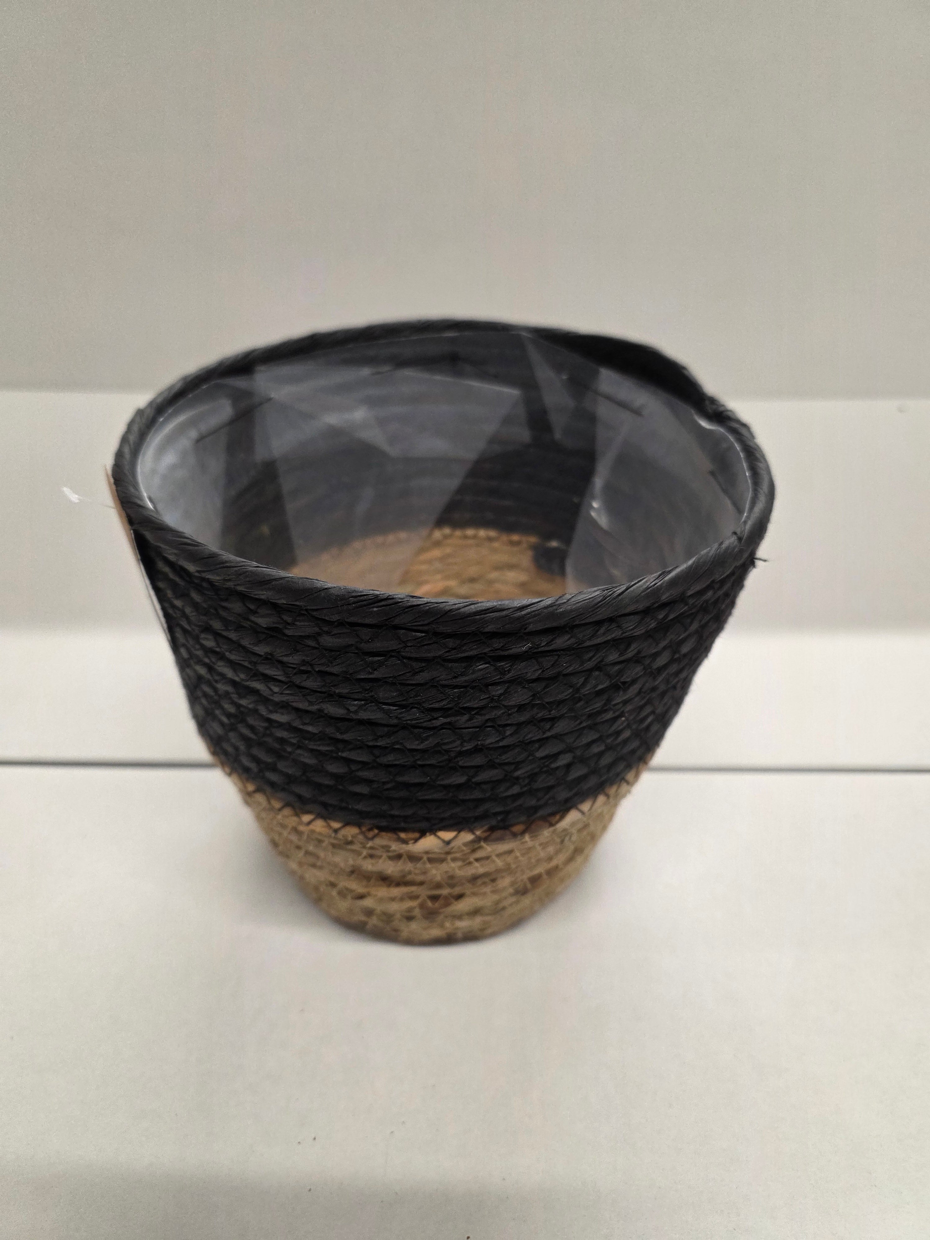 Seagrass Pot Black 19cm (PACK OF 2)