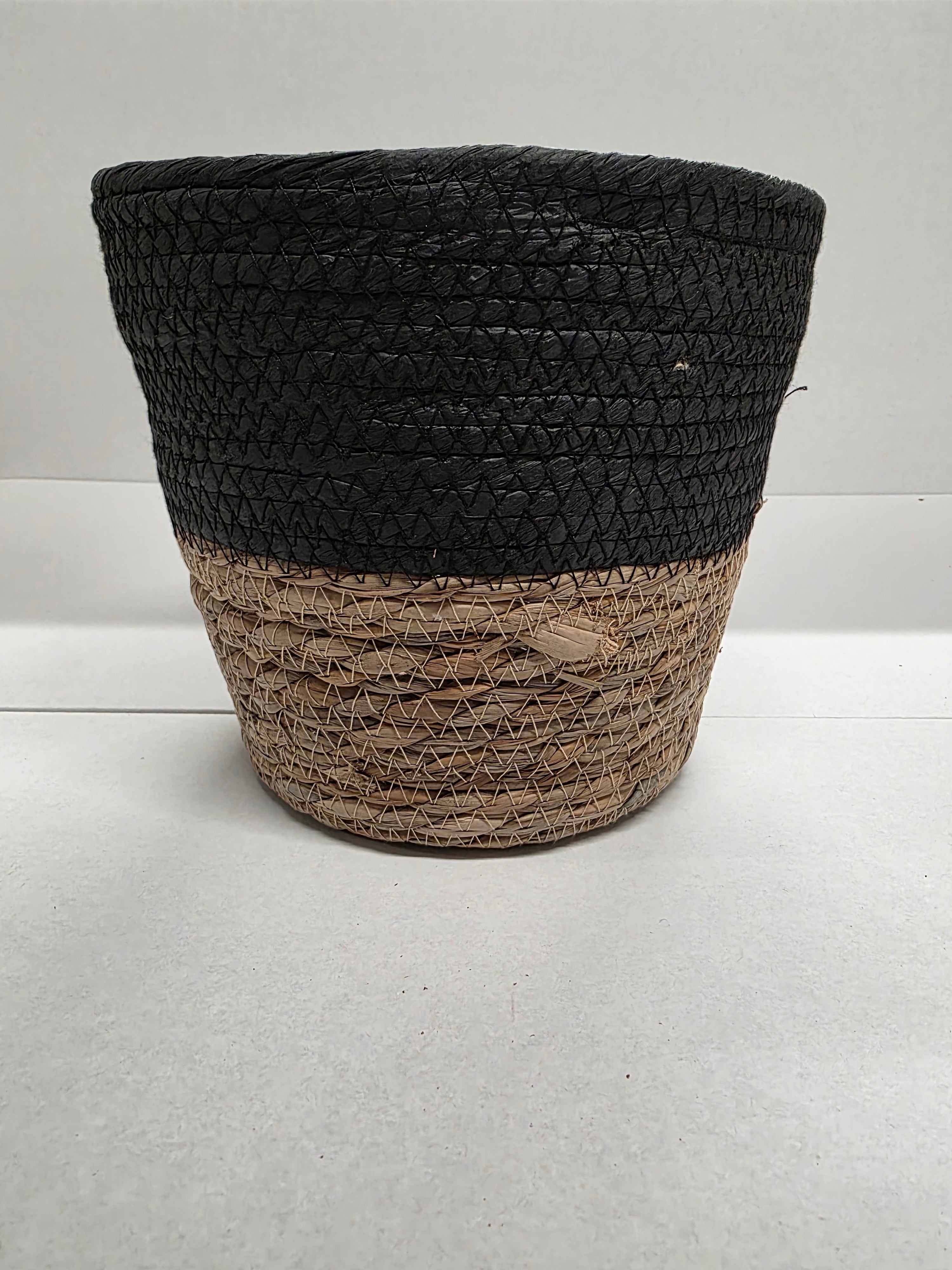 Seagrass Pot Black 23cm (PACK OF 2)