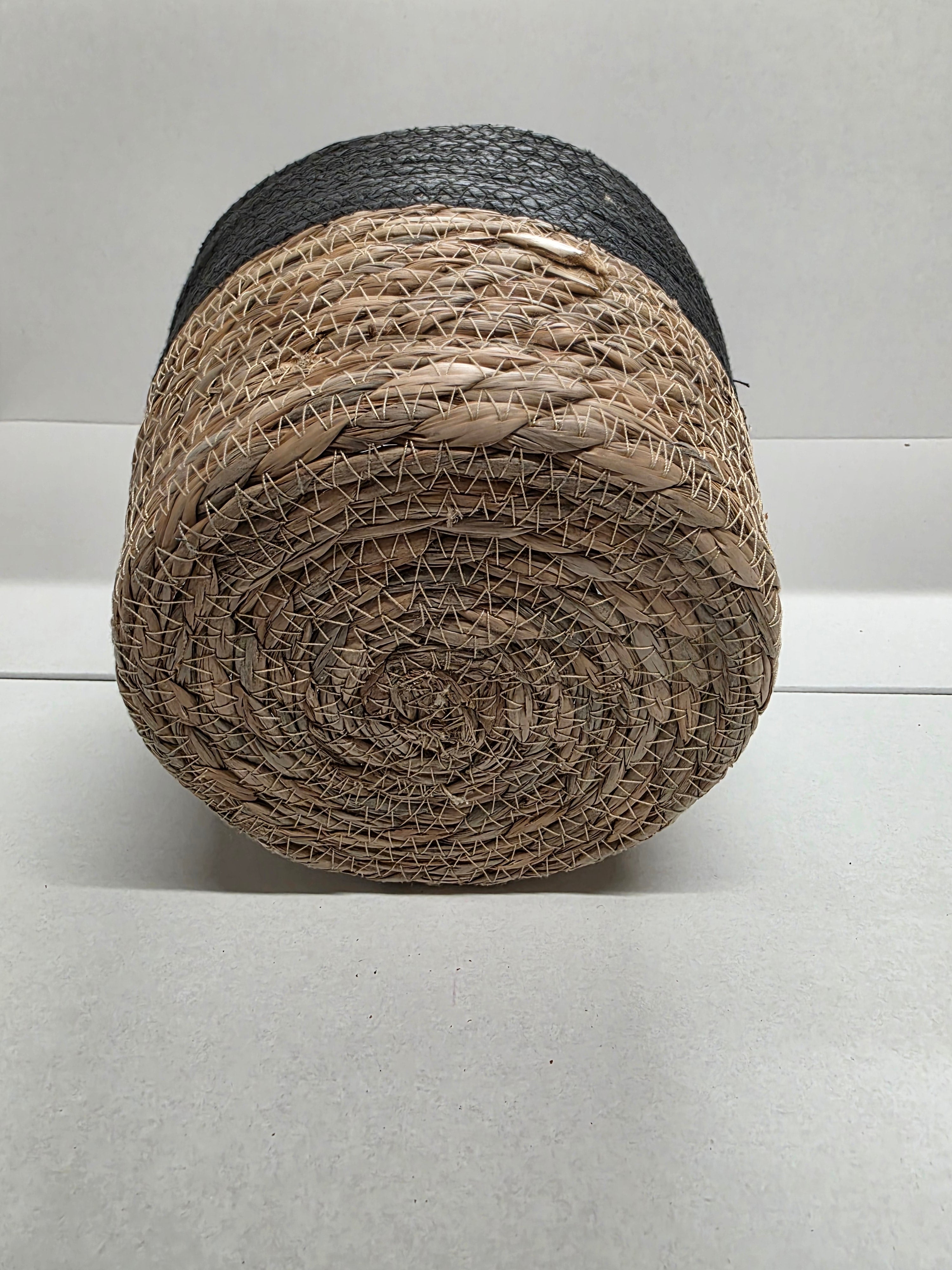 Seagrass Pot Black 23cm (PACK OF 2)