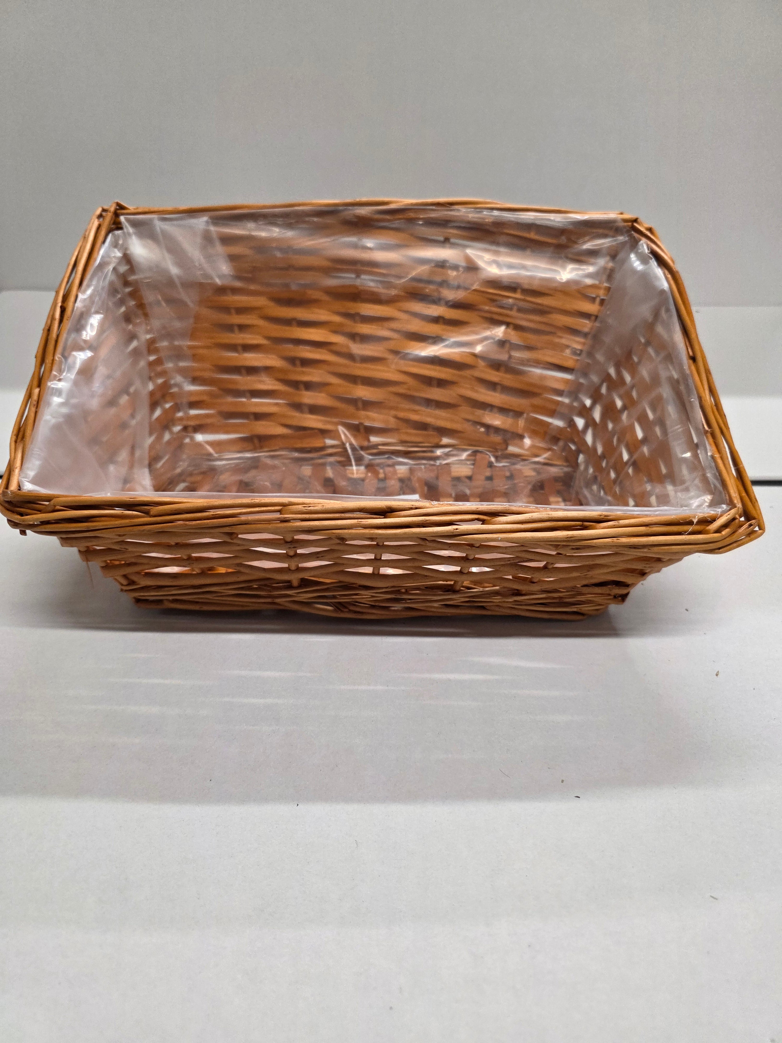 Fruit Tray Willow 14 Inch