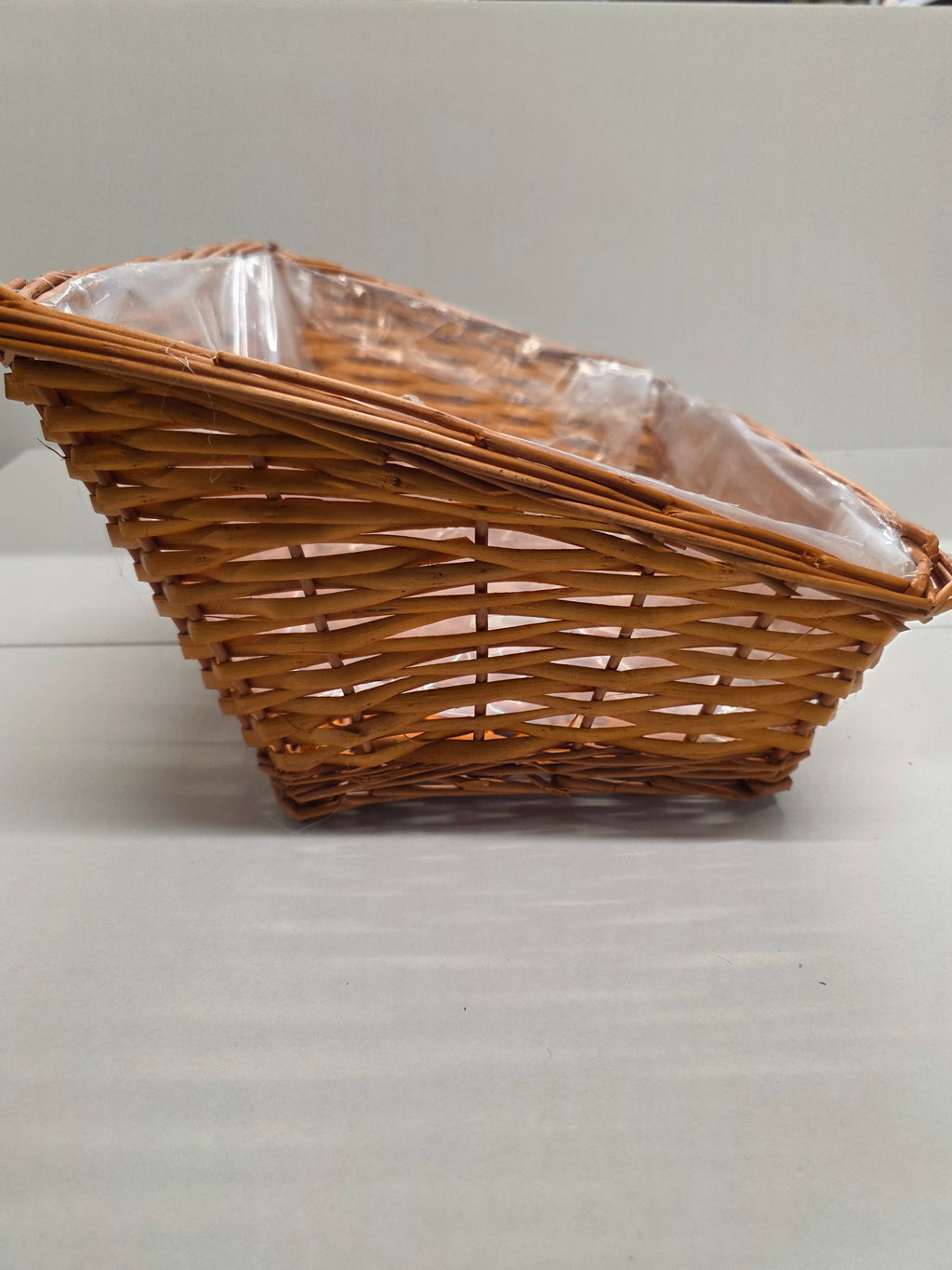 Fruit Tray Willow 17 Inch