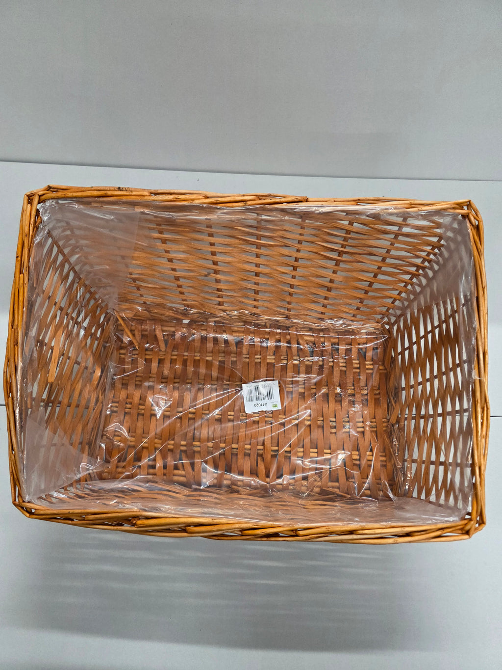 Fruit Tray Willow 20 Inch