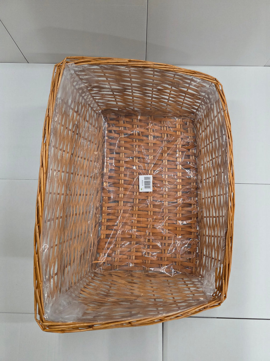 Fruit Tray Willow 24 Inch