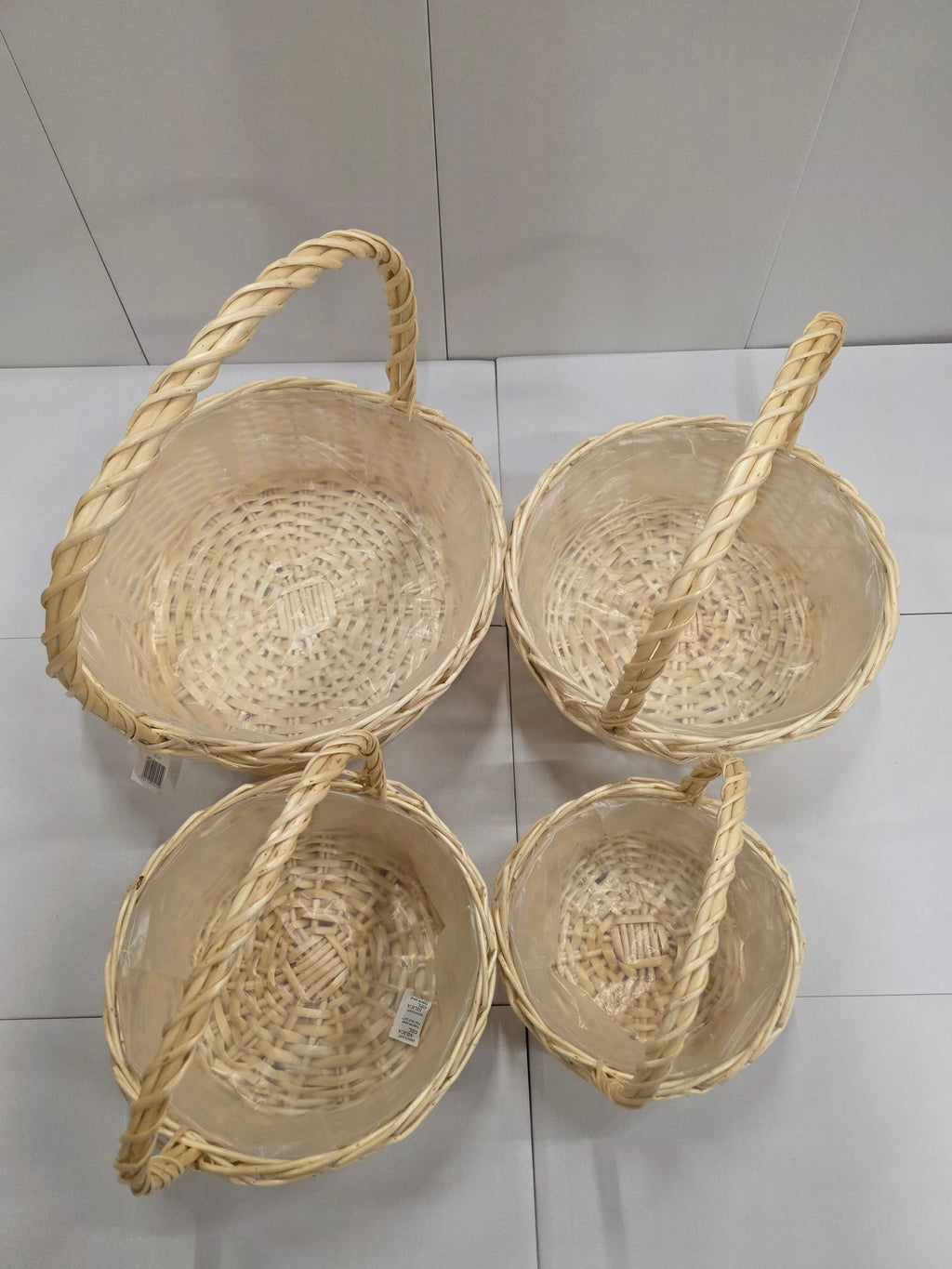Basket Willow Round Stained Set 4