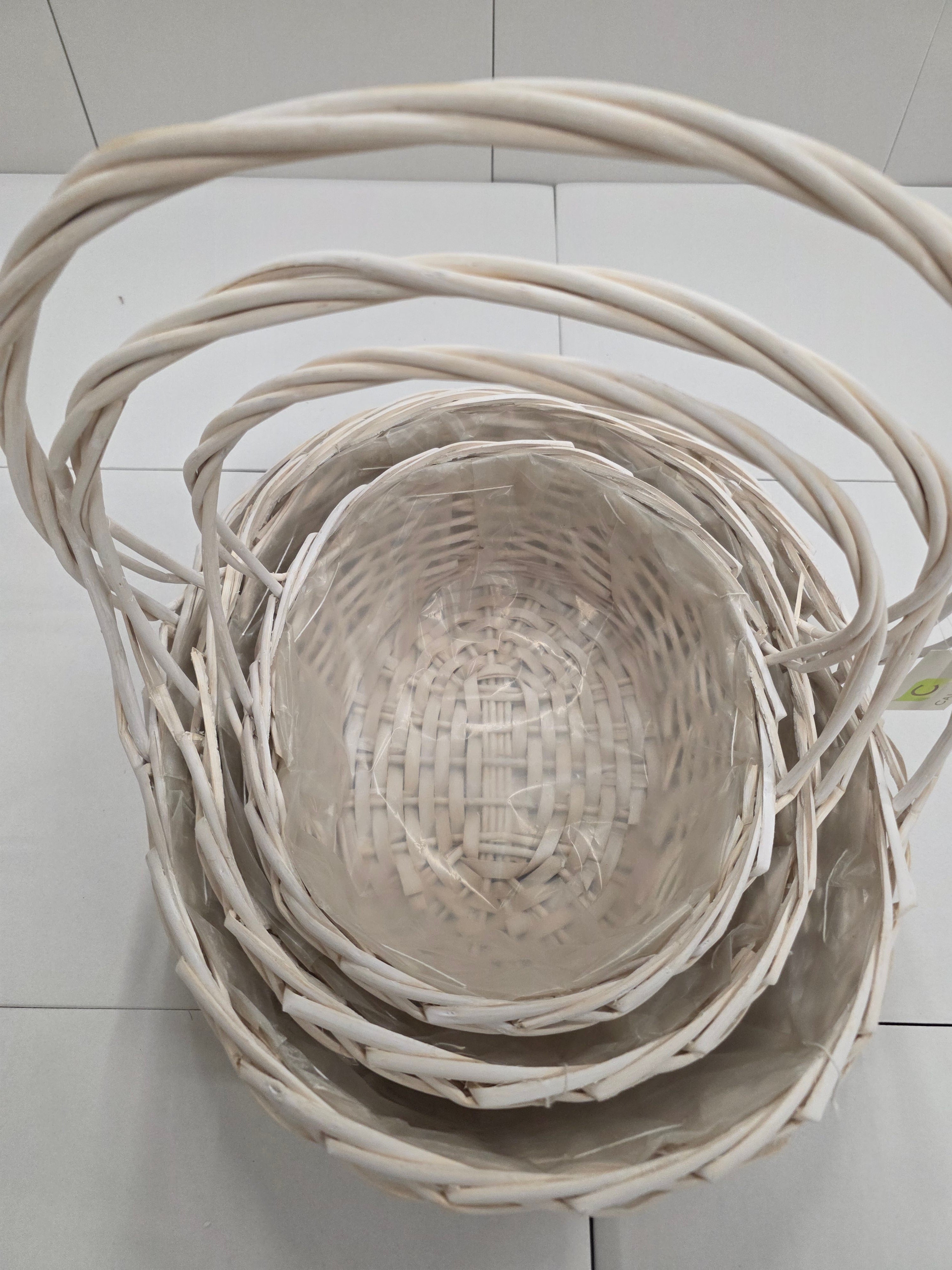 Basket Willow White Oval Set