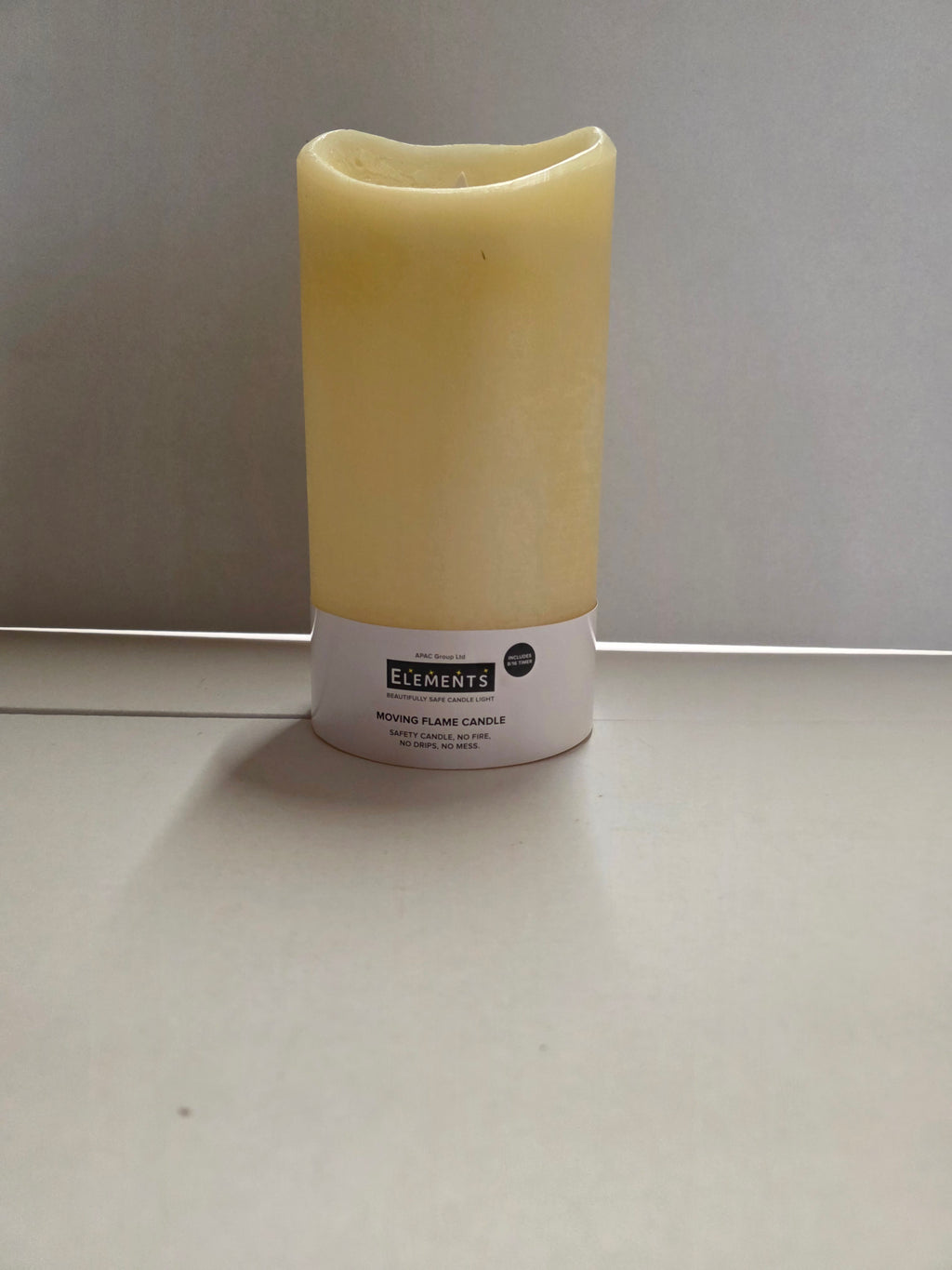 Moving Flame Led Candle 12.5 X 25cm