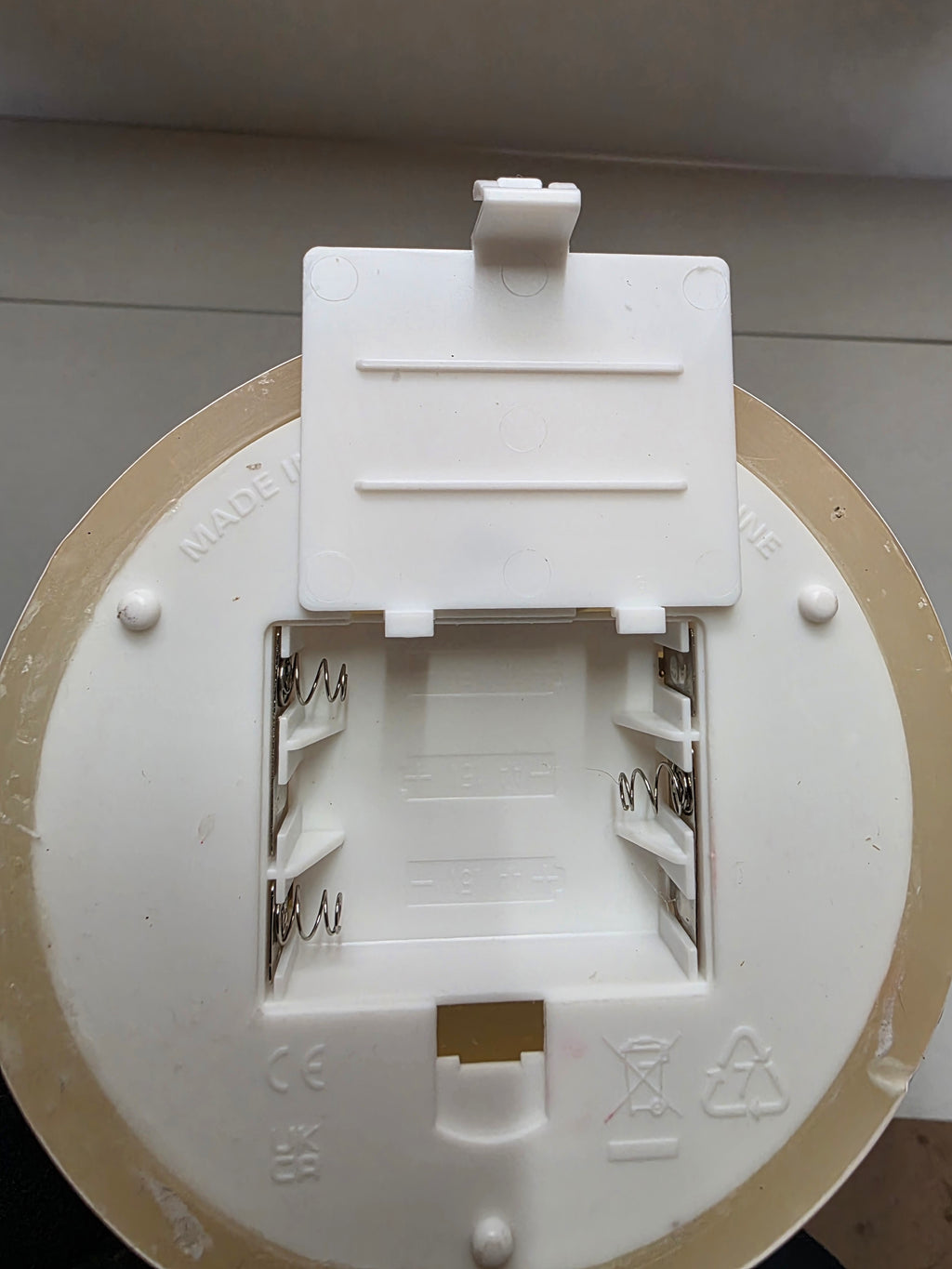 Moving Flame Led Candle 12.5 X 25cm