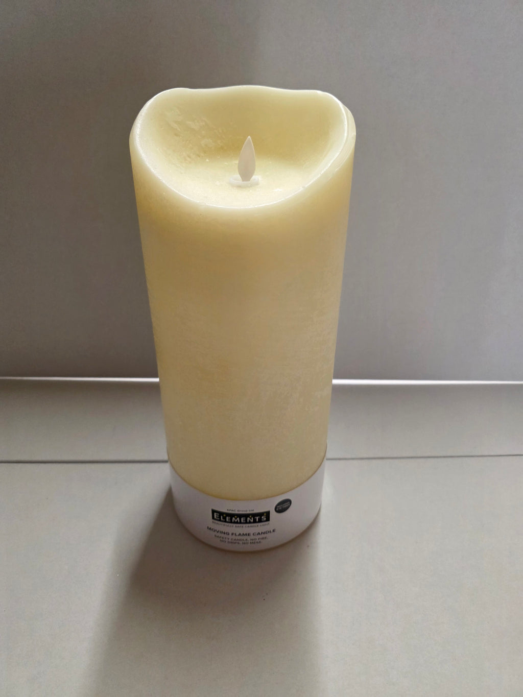 Moving Flame Led Candle 12.5 X 30cm