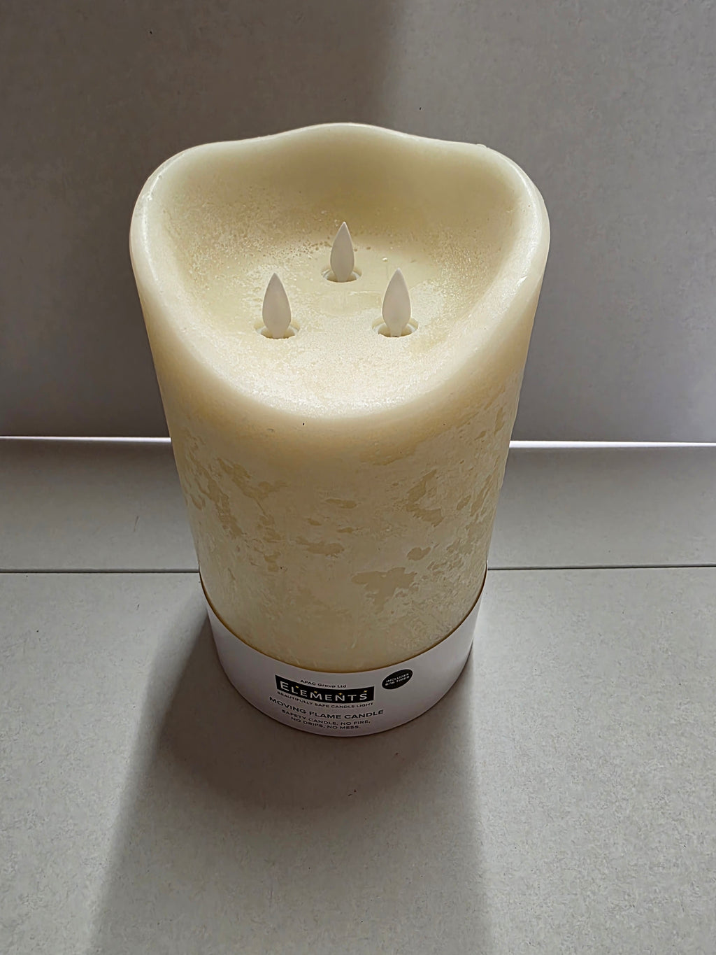 Moving Flame Led Candle 15 X 30cm