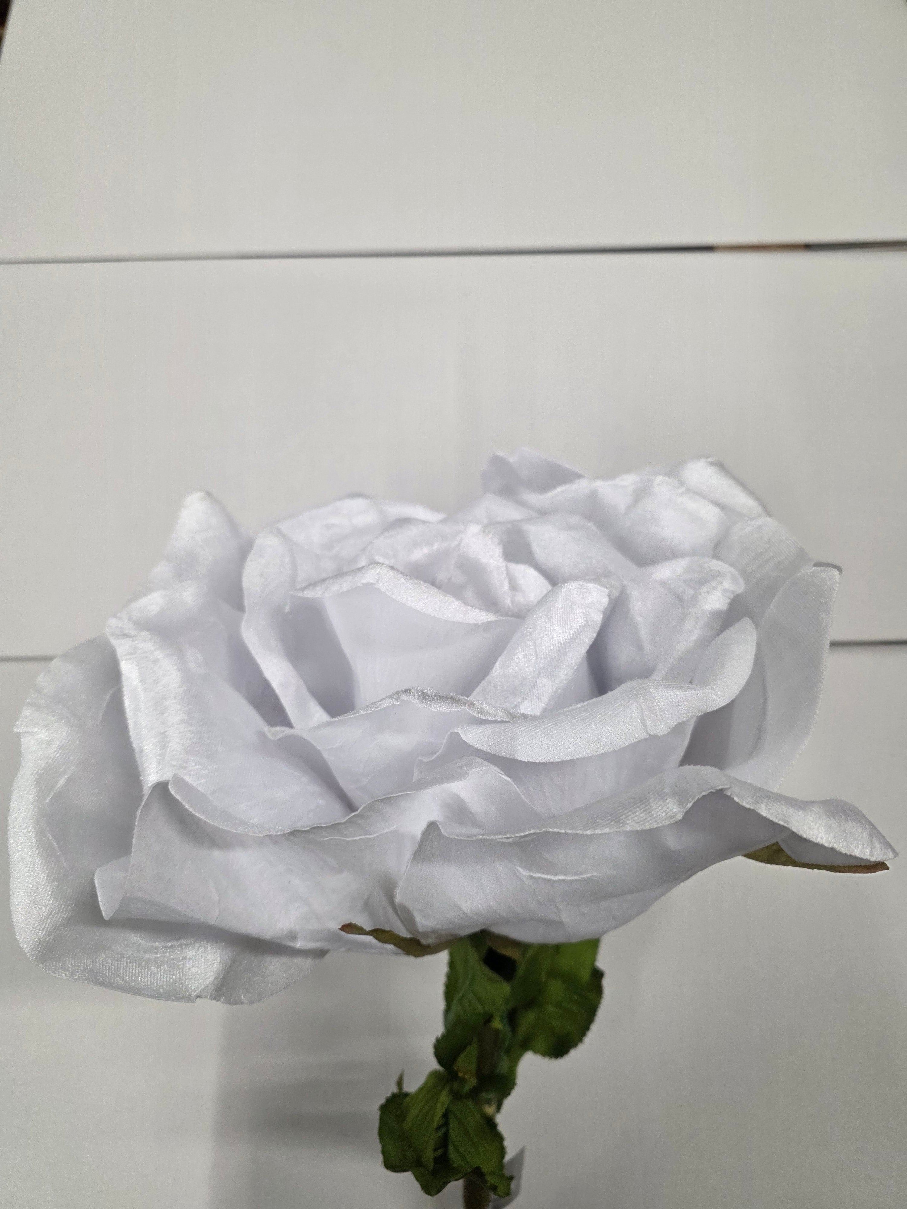 Artificial Giant Rose Velvet Silver 116cm