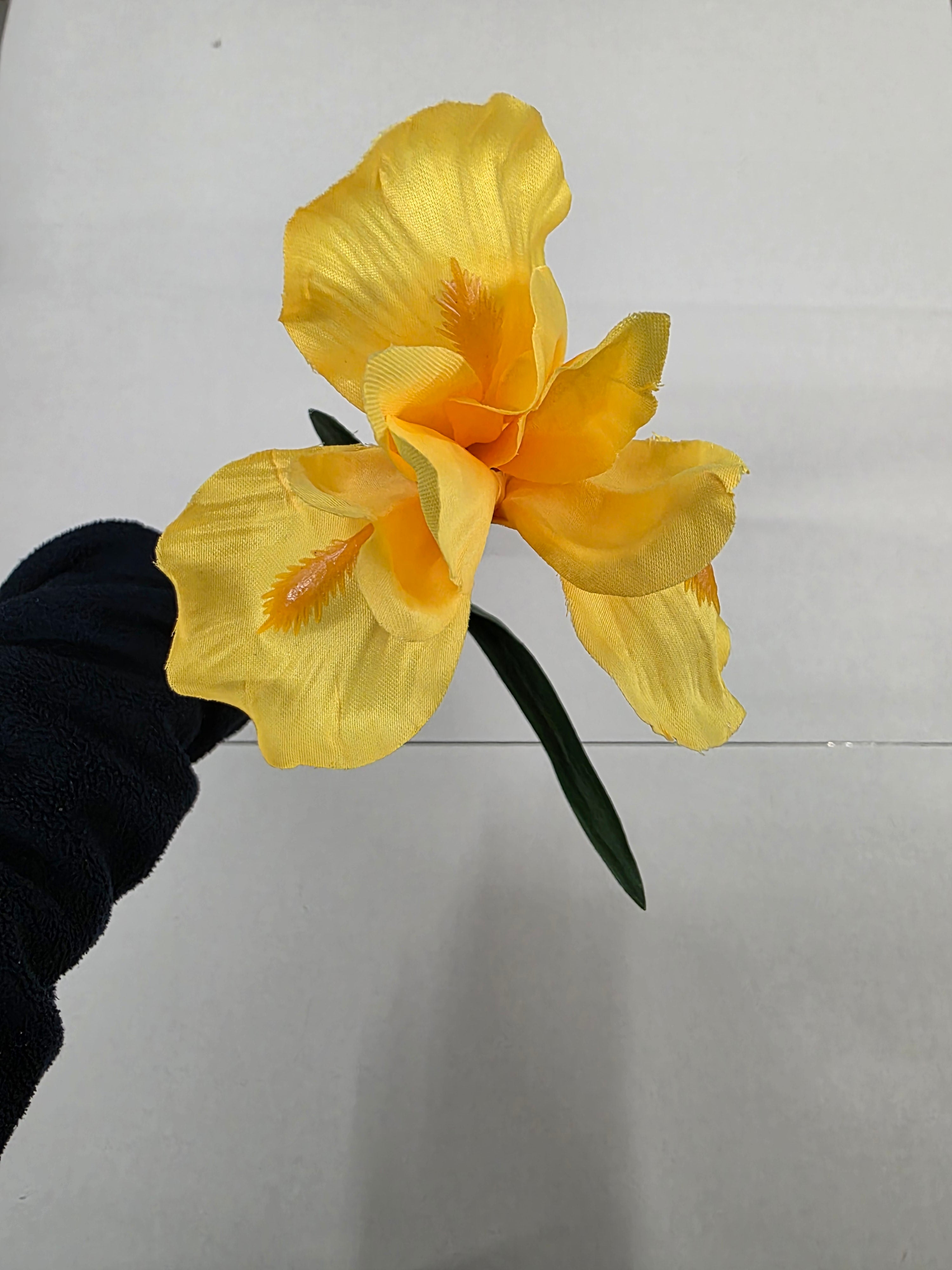 Artificial Iris Yellow 60cm (PACK OF 5)