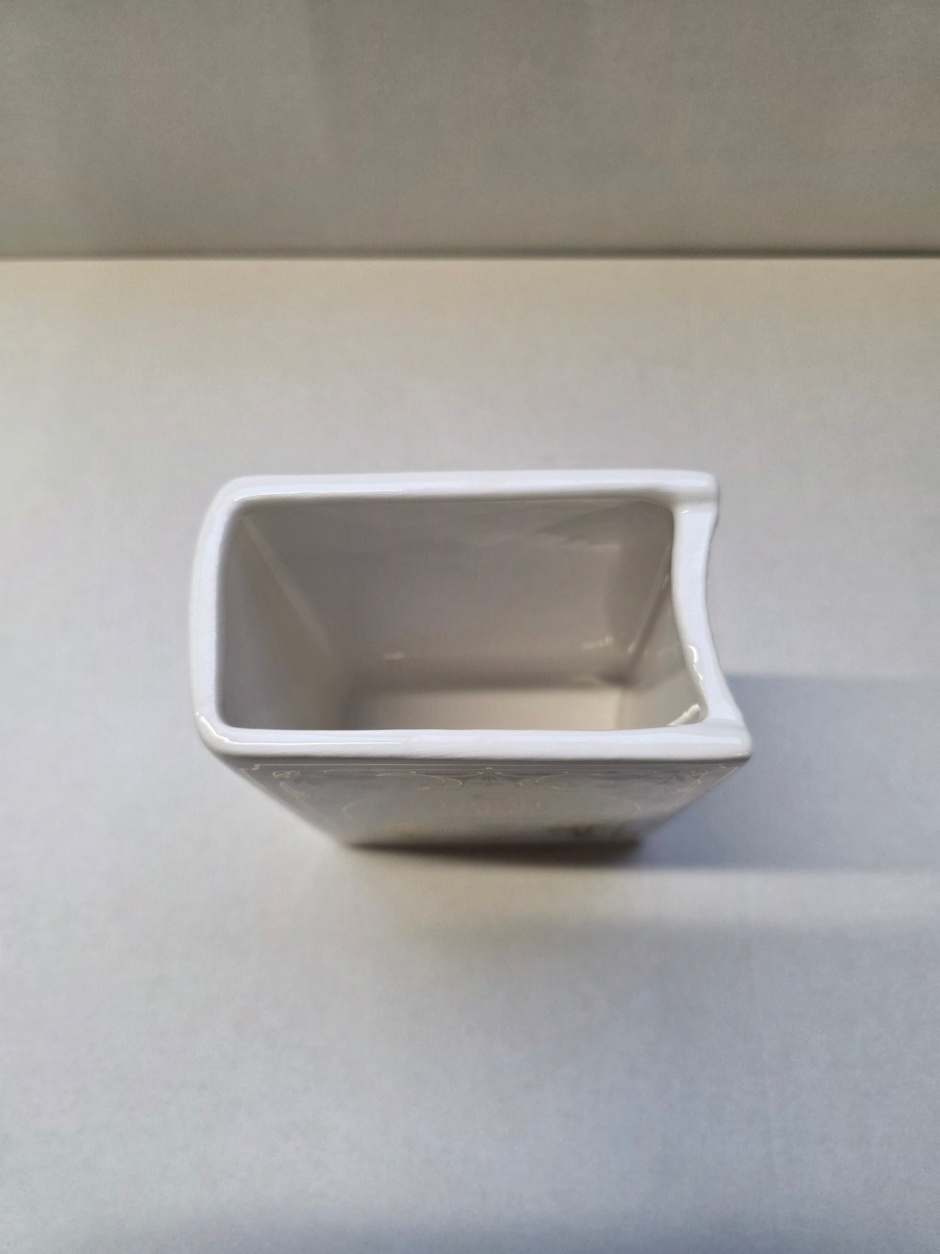 Ceramic Book Vase White 15x11x6cm