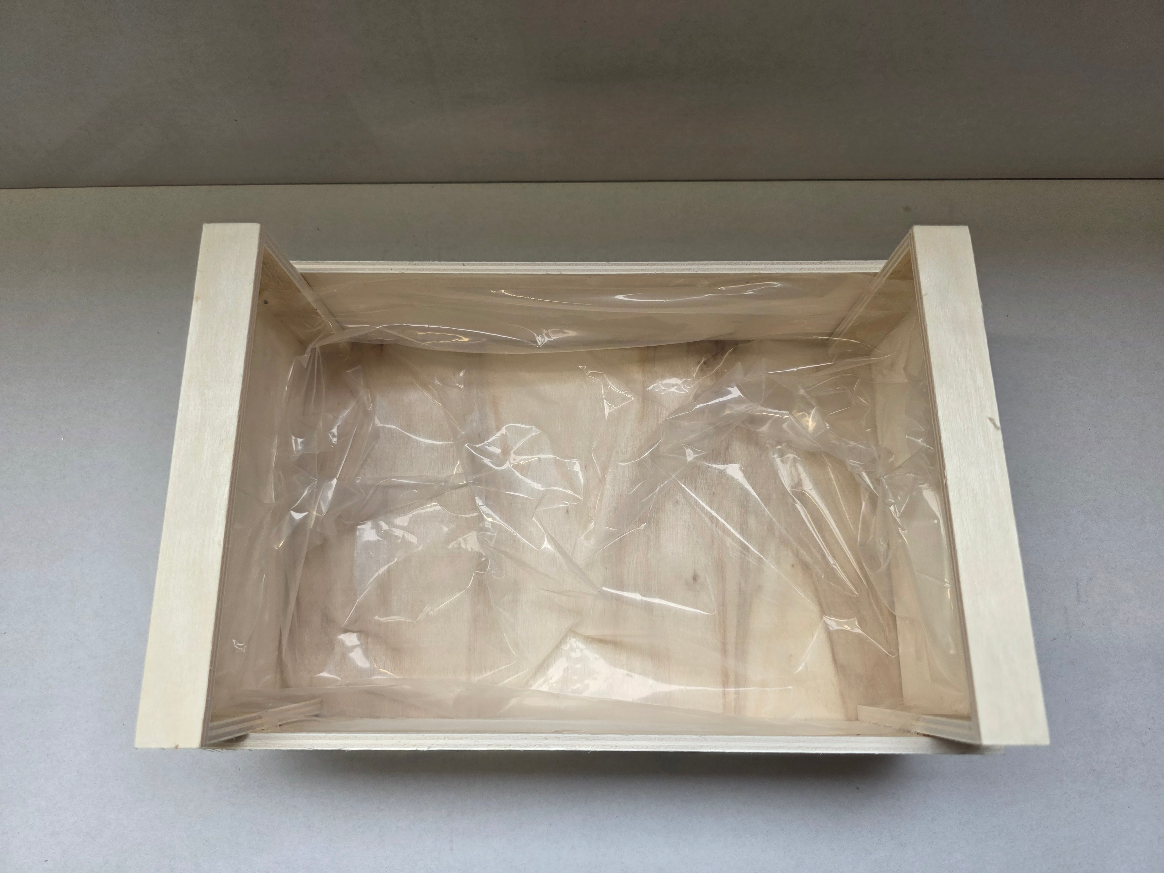 Wooden Crate Wildflowers Mix 26cm