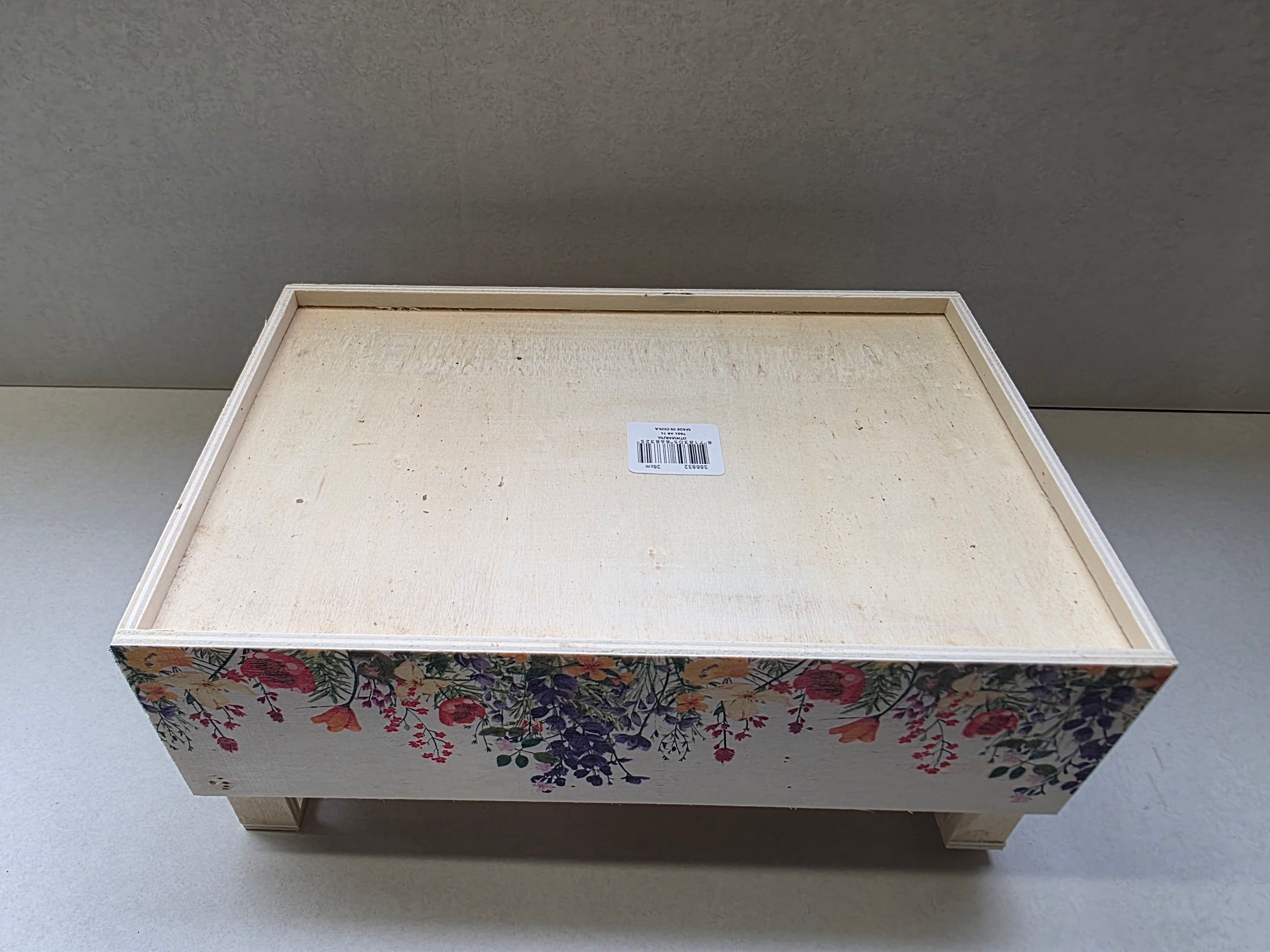 Wooden Crate Wildflowers Mix 26cm
