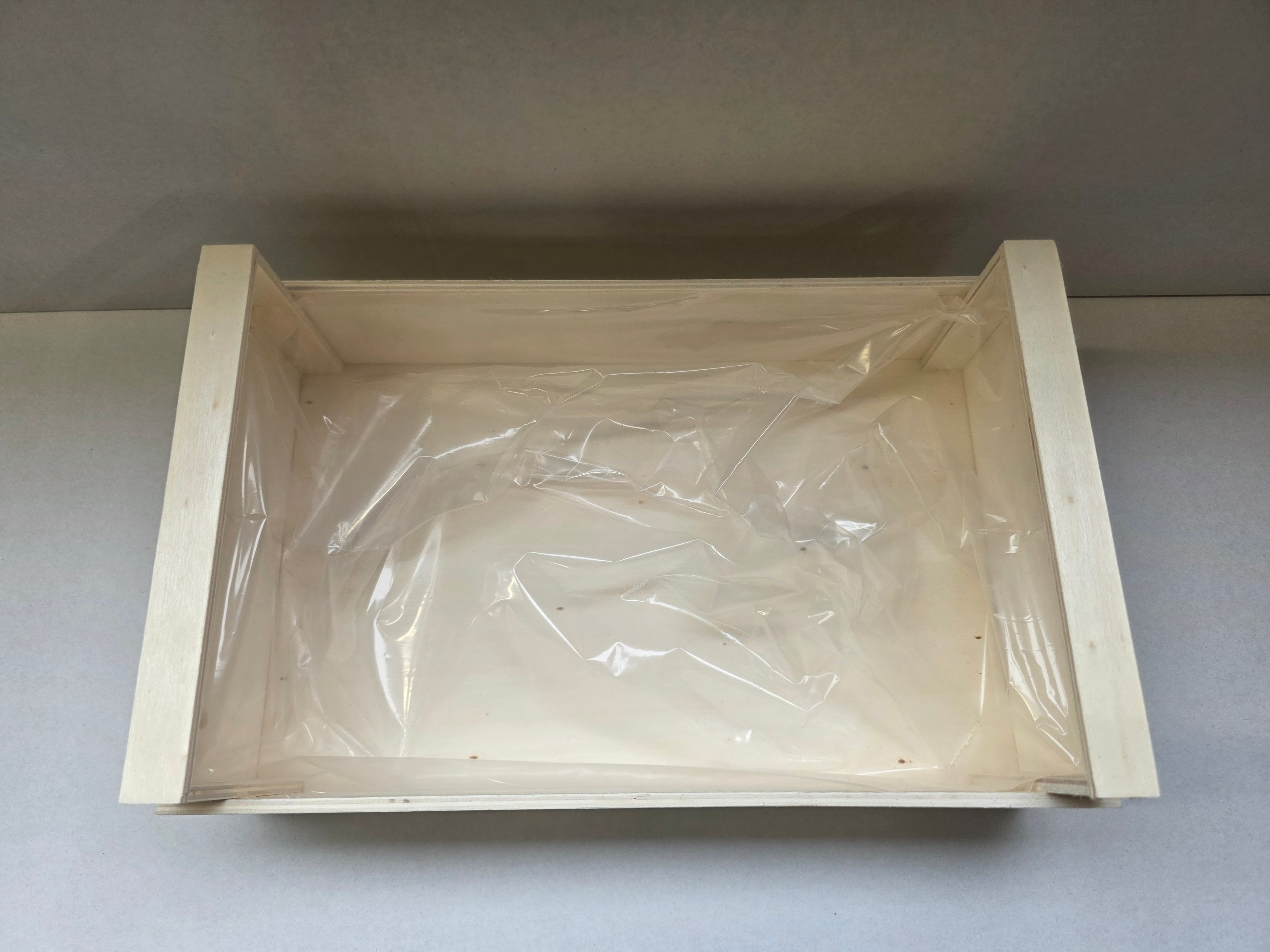 Wooden Crate Wildflowers Mix 32cm