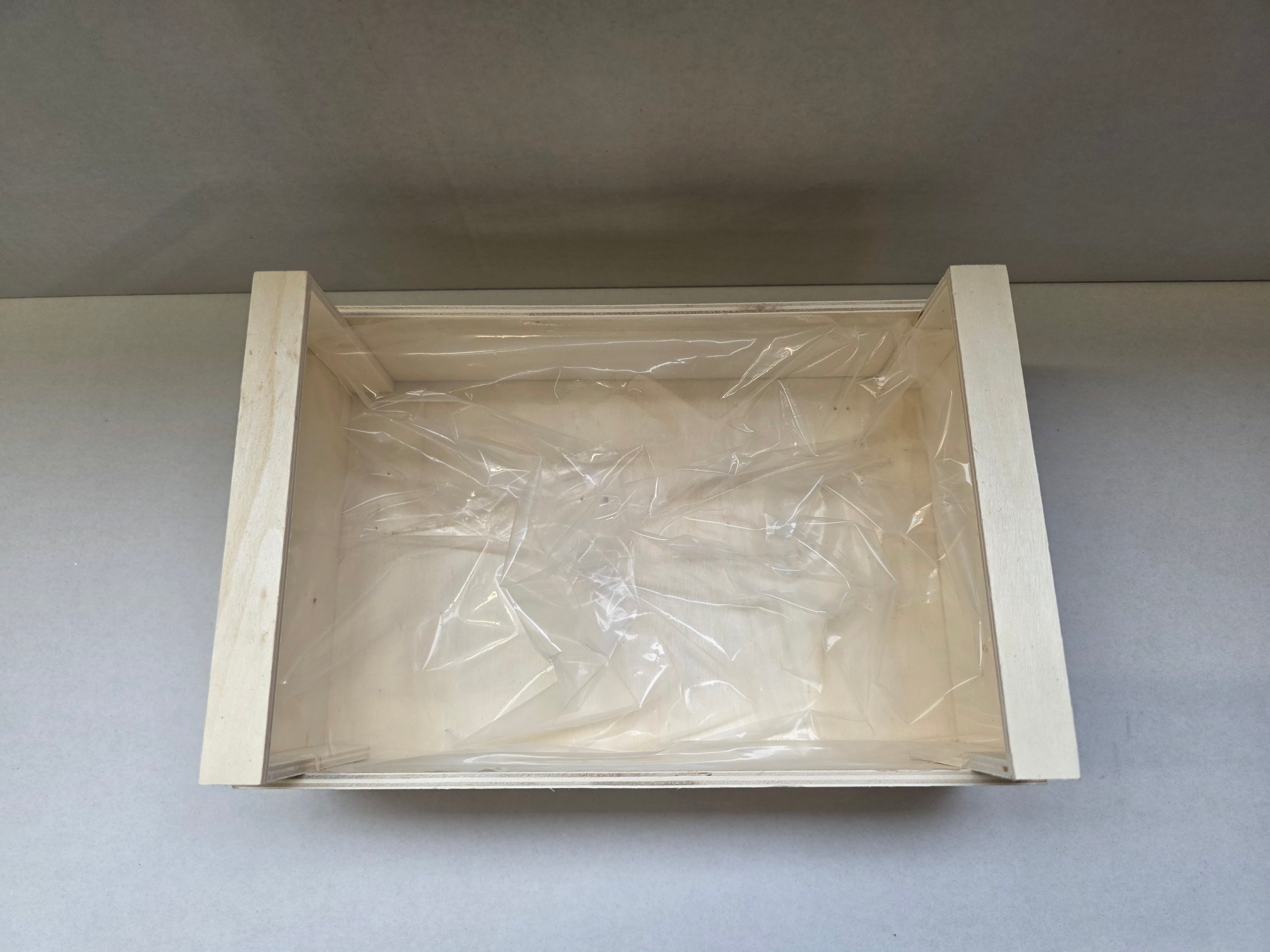 Wooden Crate Wildflowers Pink 26cm