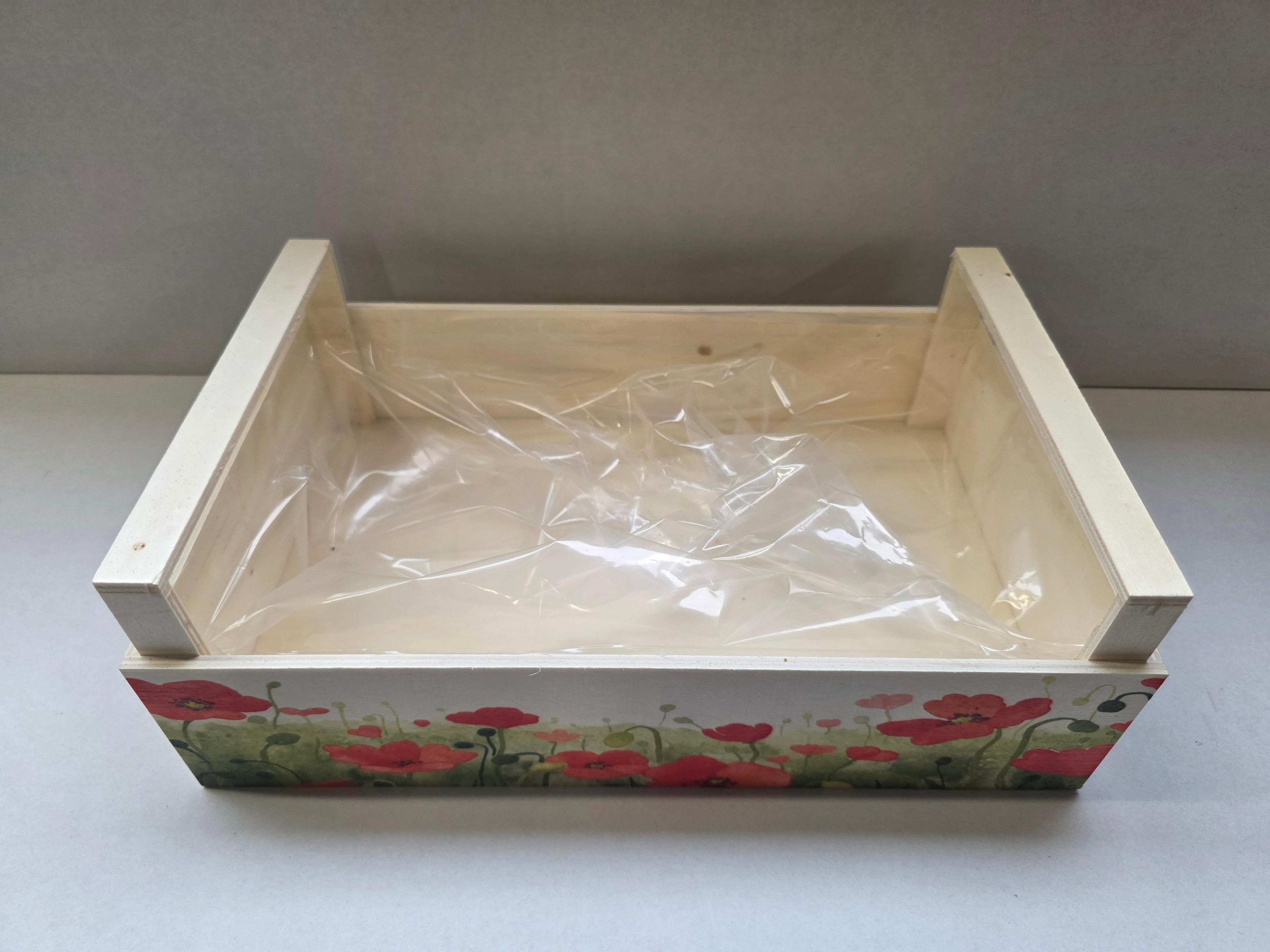 Wooden Crate Wildflowers Red 32cm