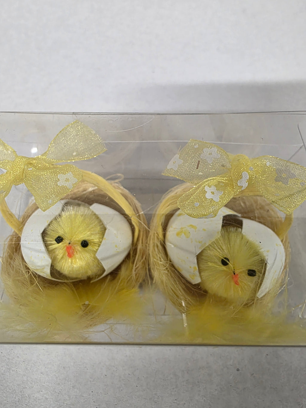 Chick With Eggs Hanging Easter X2 11cm (PACK OF 4)