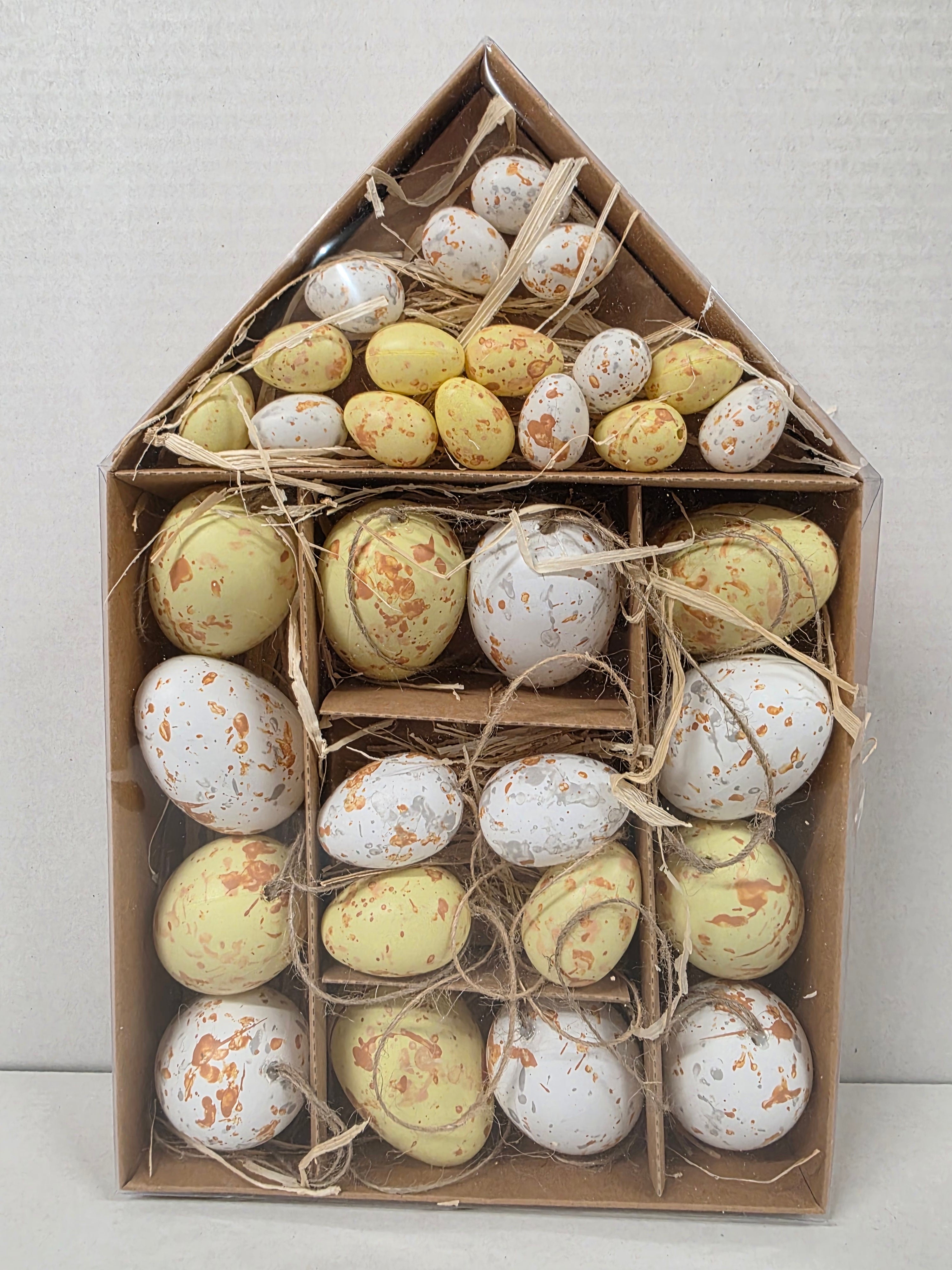Plastic Eggs Assorted Yellow White X32