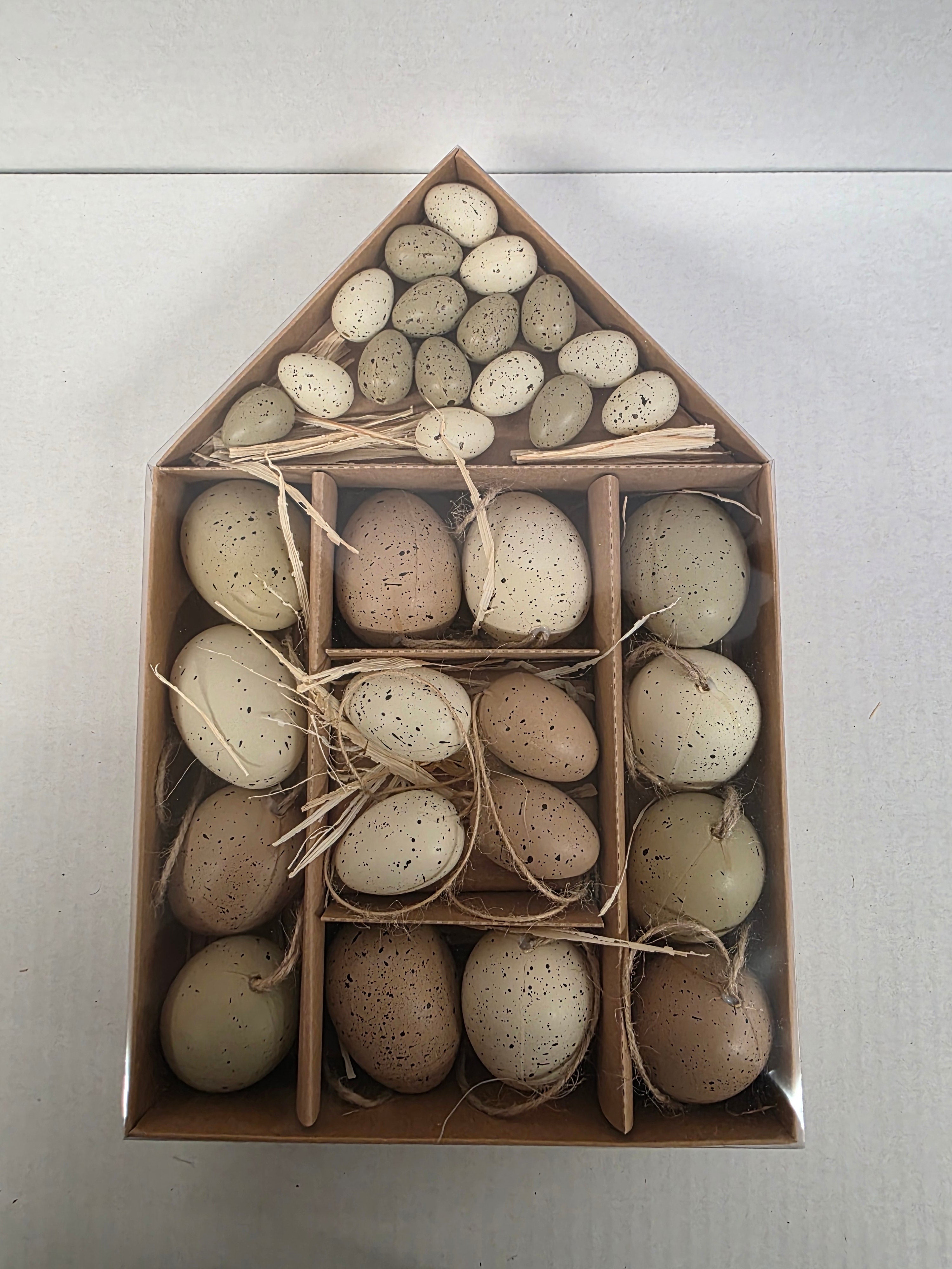 Plastic Eggs Mixed X32