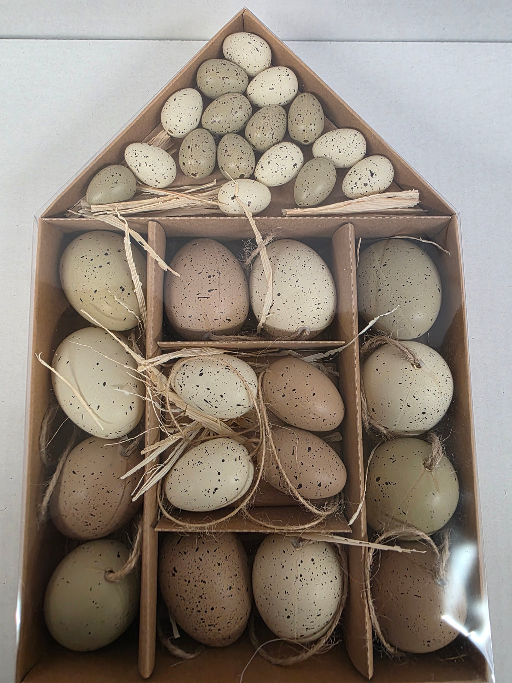 Plastic Eggs Mixed X32