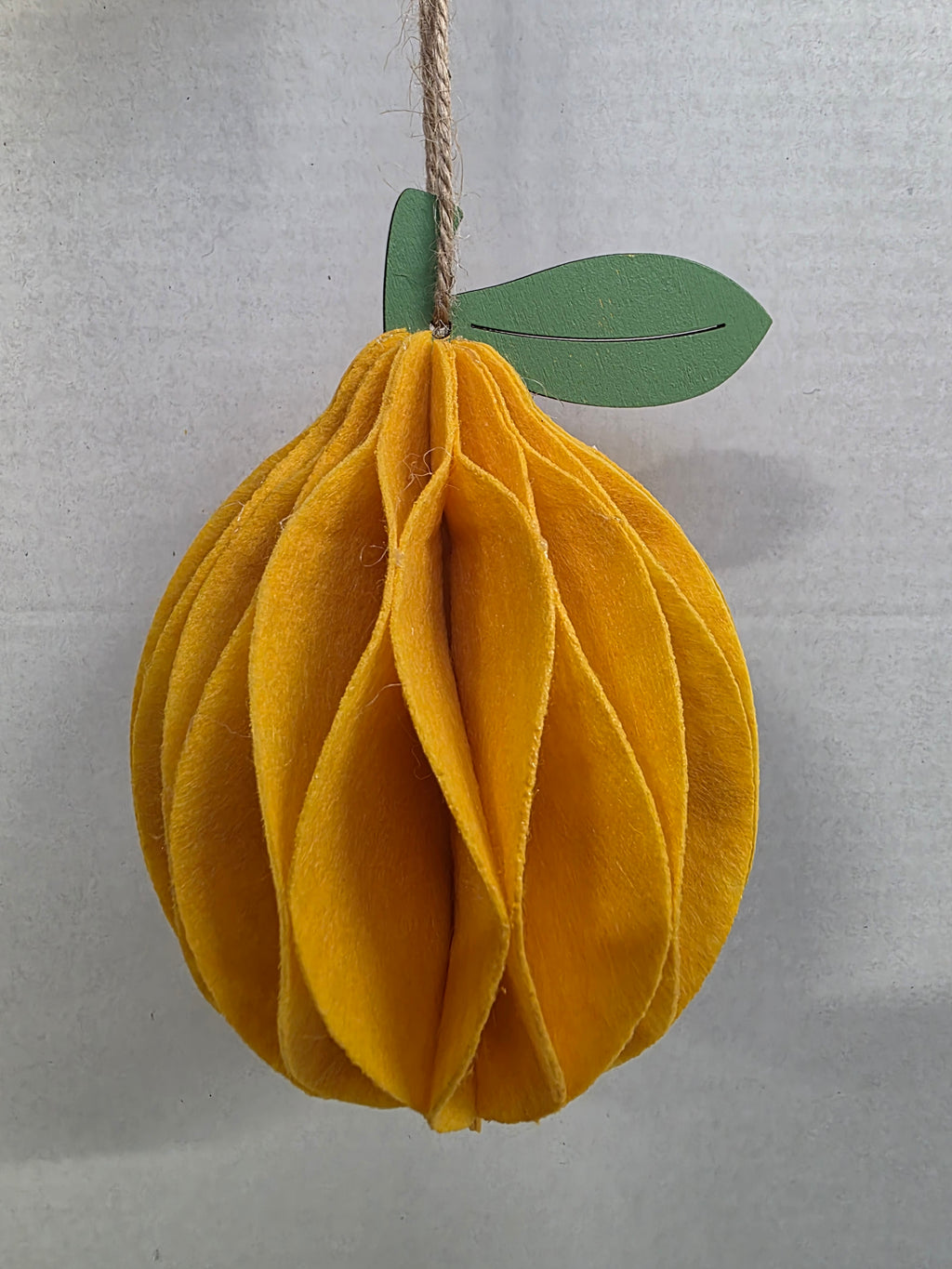 Felt Hanger Lemon 9x9x15cm (pack of 2)