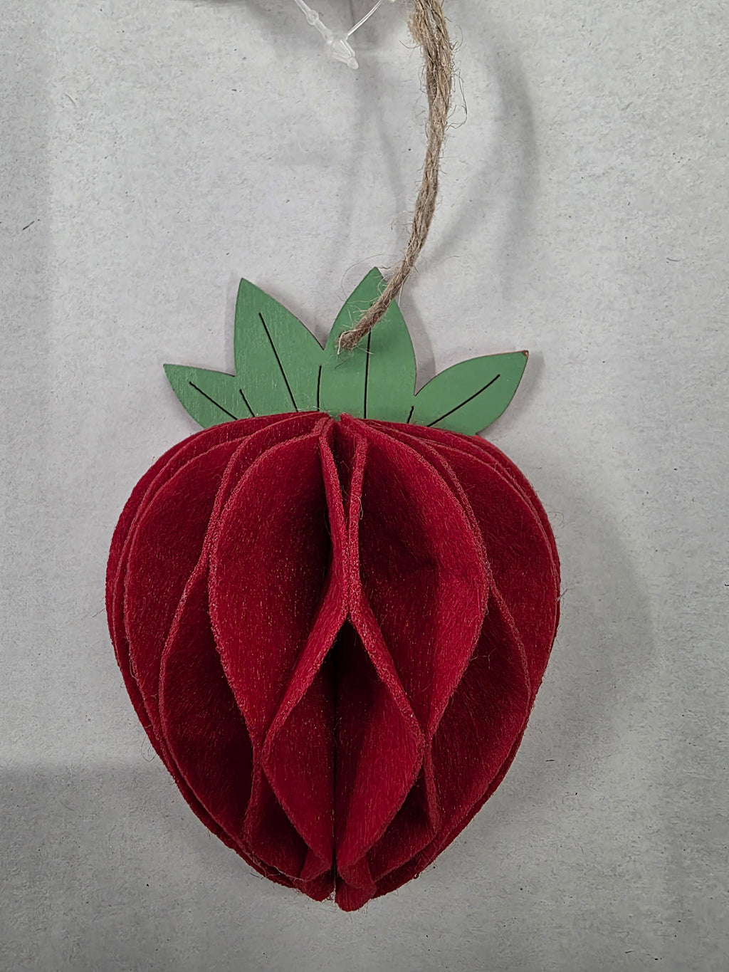 Felt Hanger Strawberry Red 8x4x11cm (pack of 3)