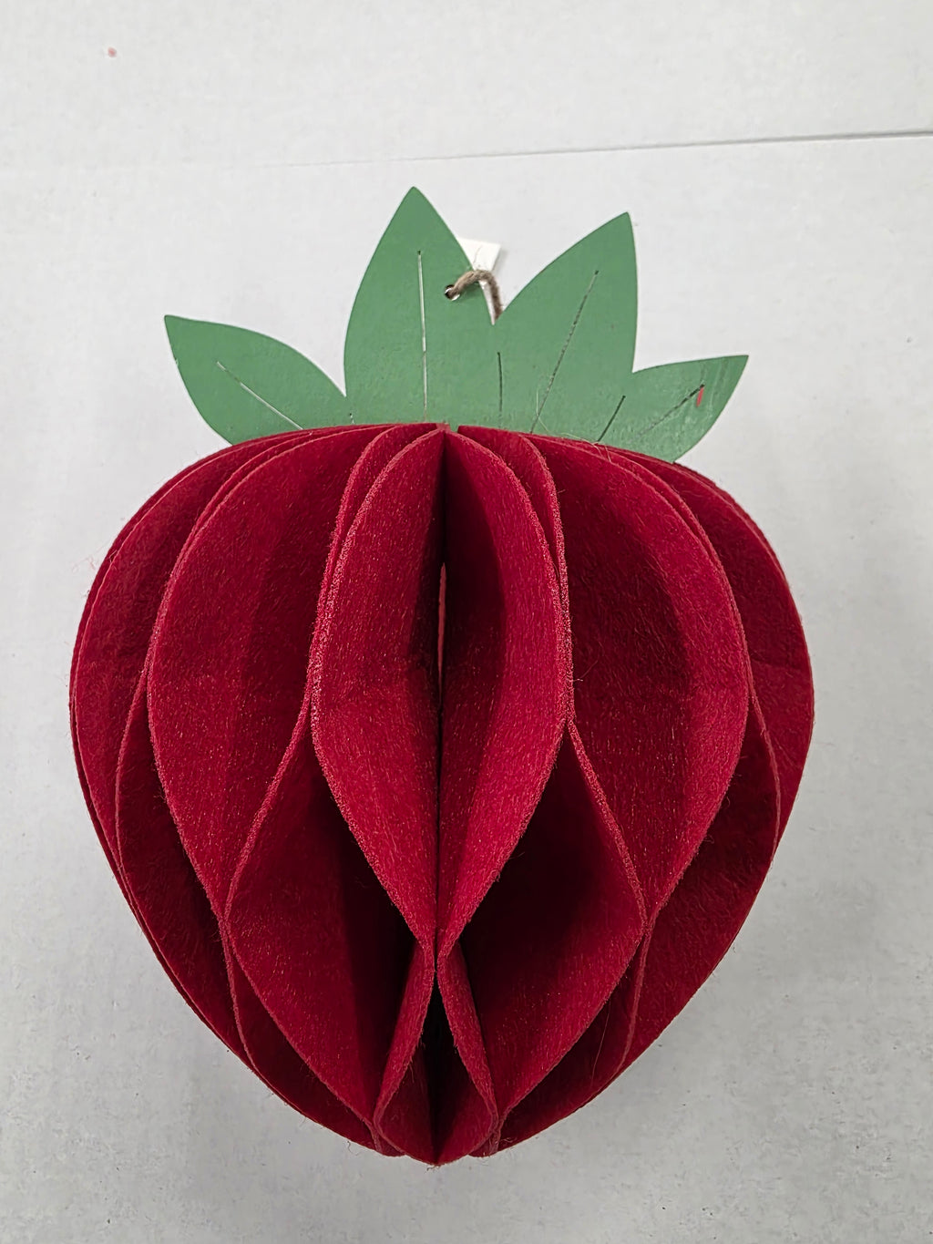 Felt Hanger Strawberry Red 14x14x20cm