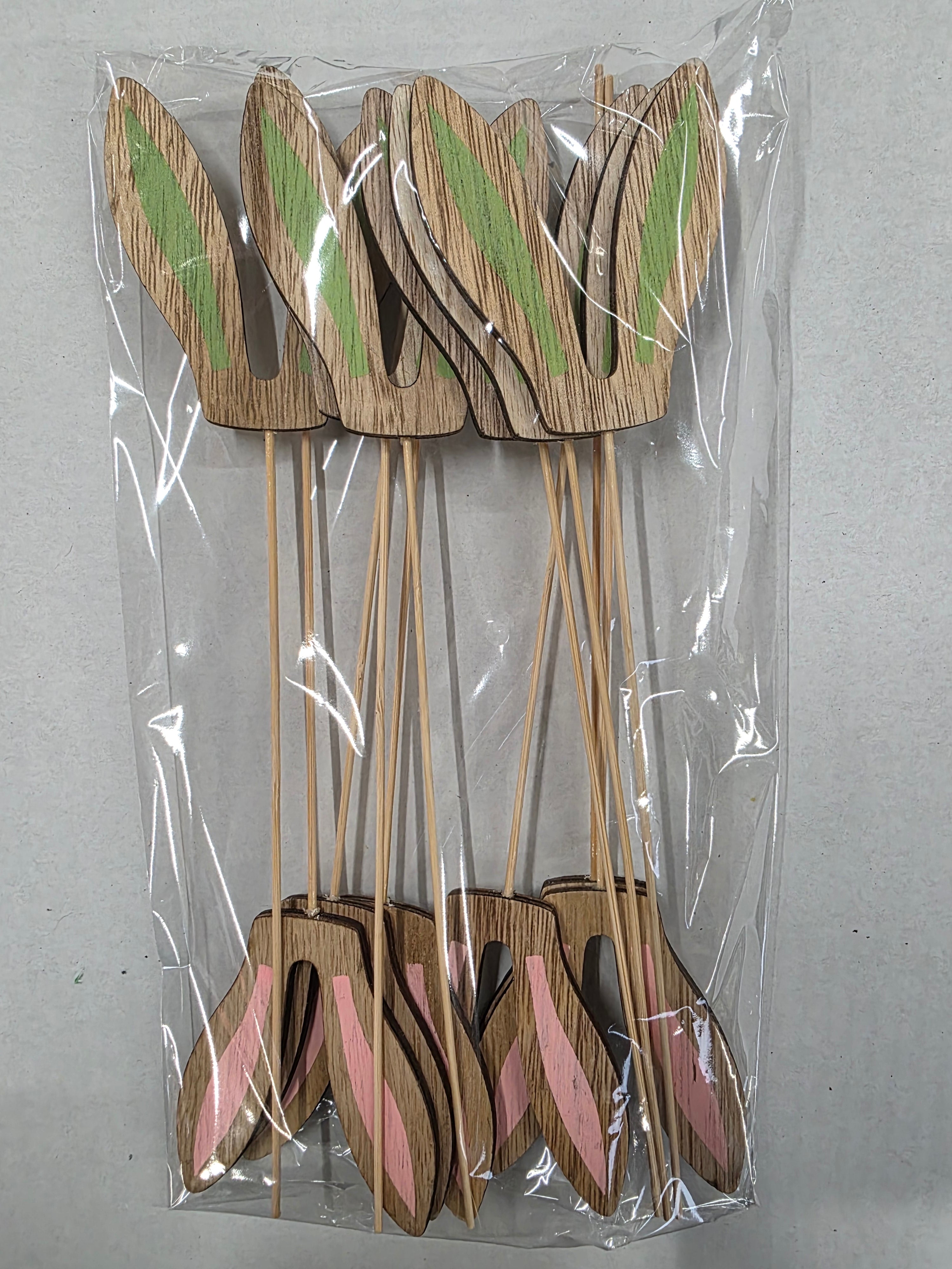 Wooden Rabbit Ears Mix 7x8cm X12