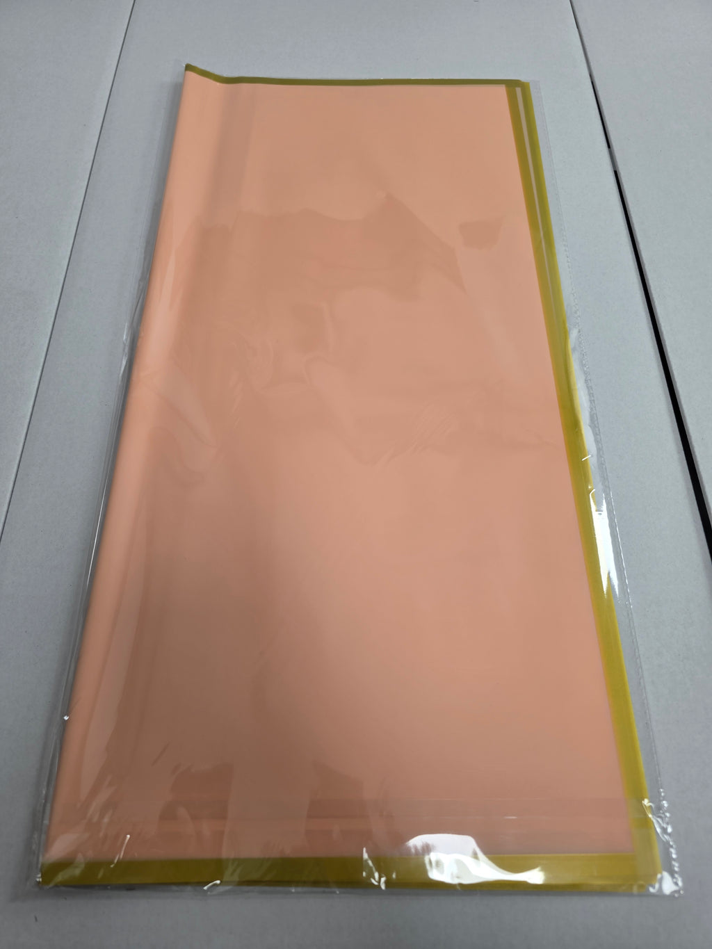 Cello Sheet Frosted Champ Peach Gold Bord