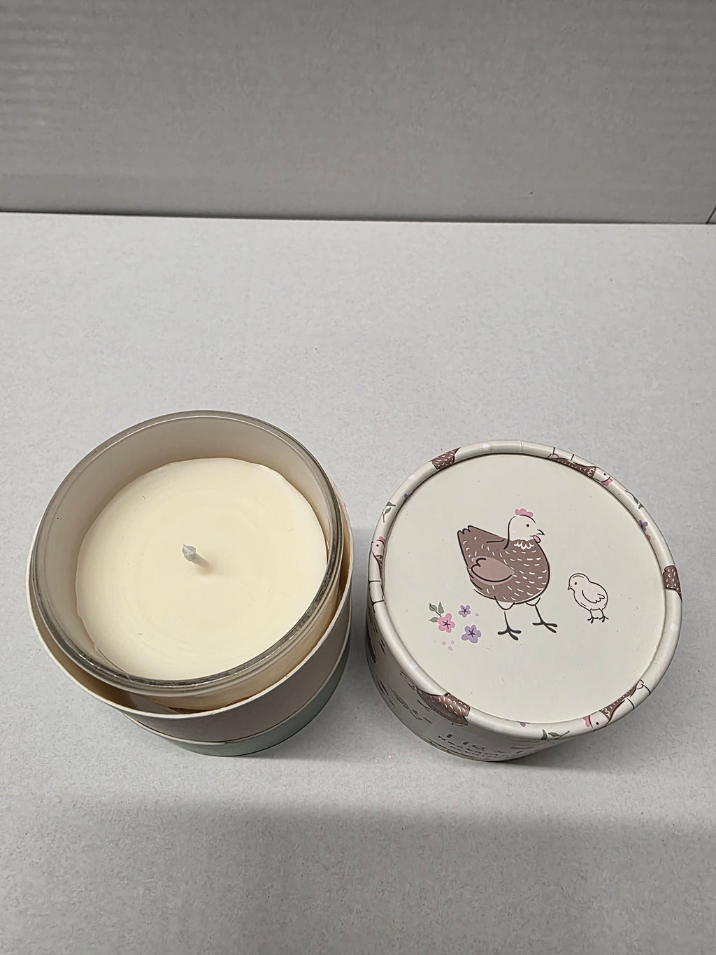 Candle Mother Hen Honey Scented 9cm