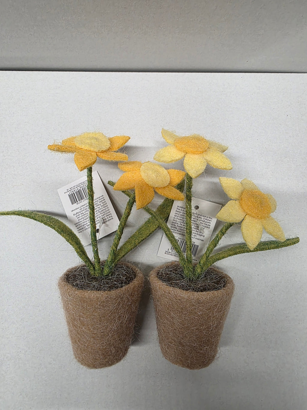 Daffodils Wool 16.5cm (pack of 3)