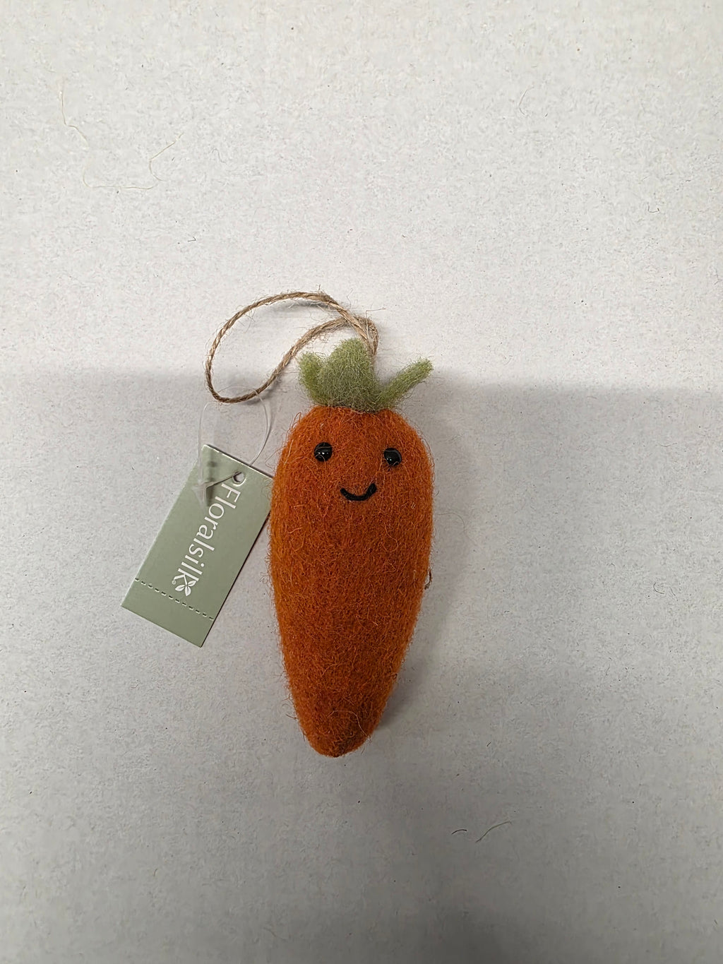 Felt Carrot Hanger 10cm