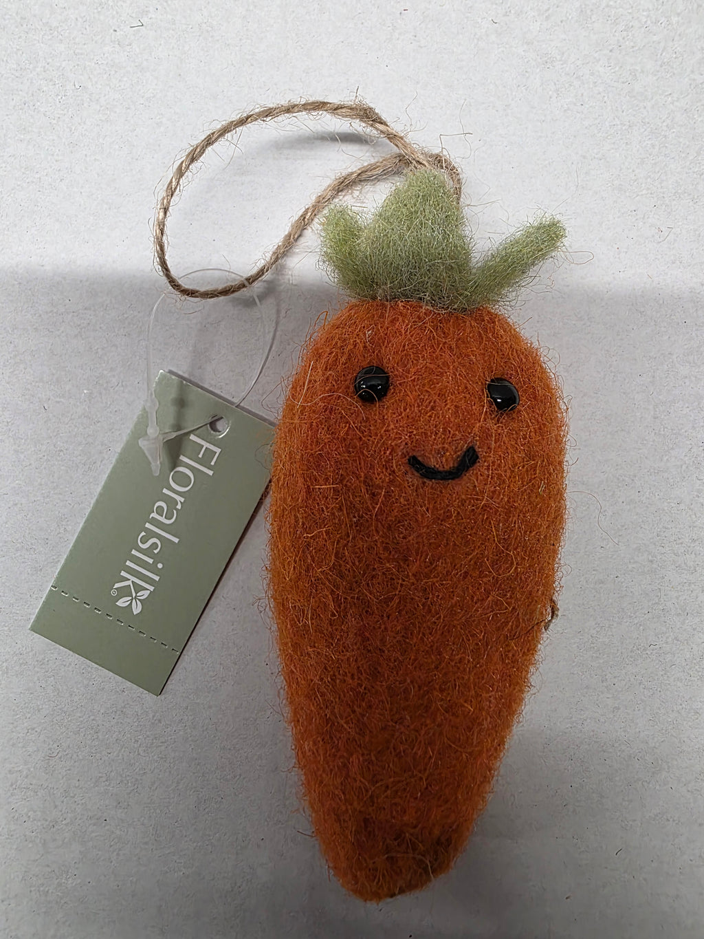 Felt Carrot Hanger 10cm