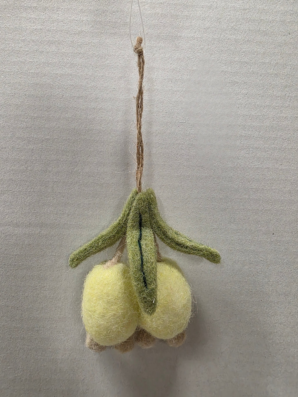 Felt Jujube Hanger 8cm (pack of 2)