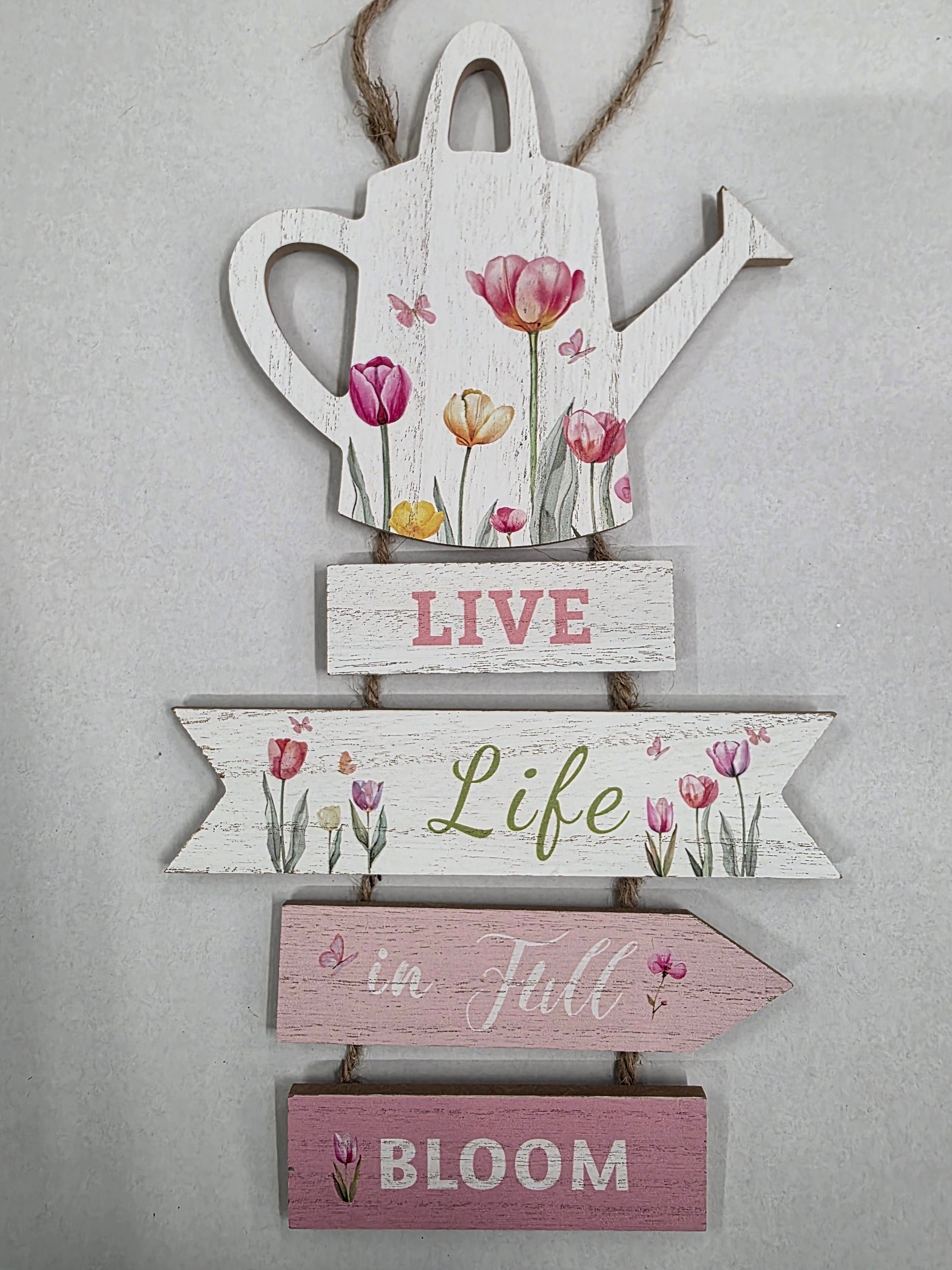 Love Blooms Sign 45x20.5cm (pack of 3)