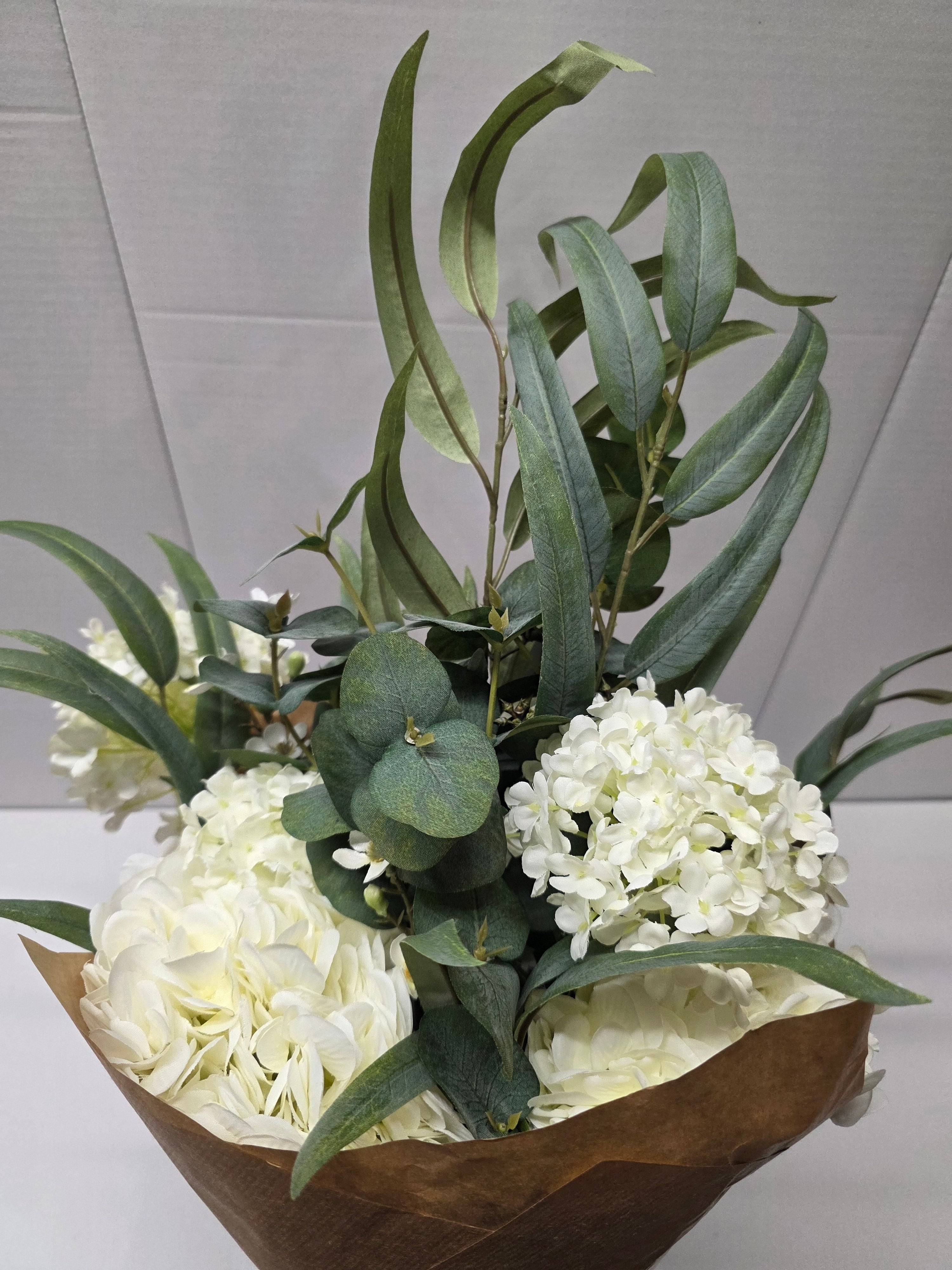 Artificial Bouquet Luxury White Hydrangea Eucalyptus