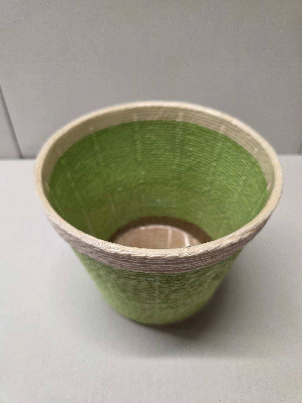 Paper Flowerpot Green 15.5cm (pack of 2)