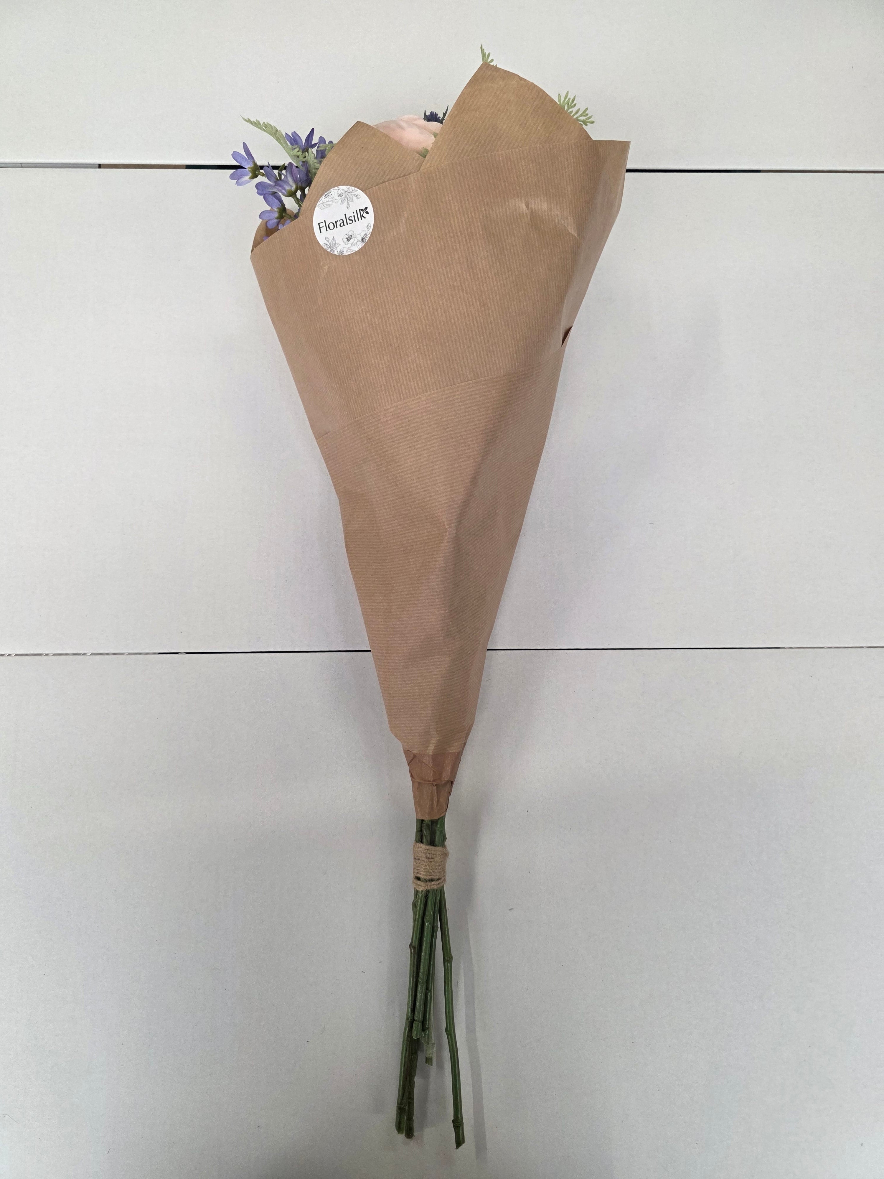 Artificial Bouquet Luxury Pretty Faux Rose and Daisy