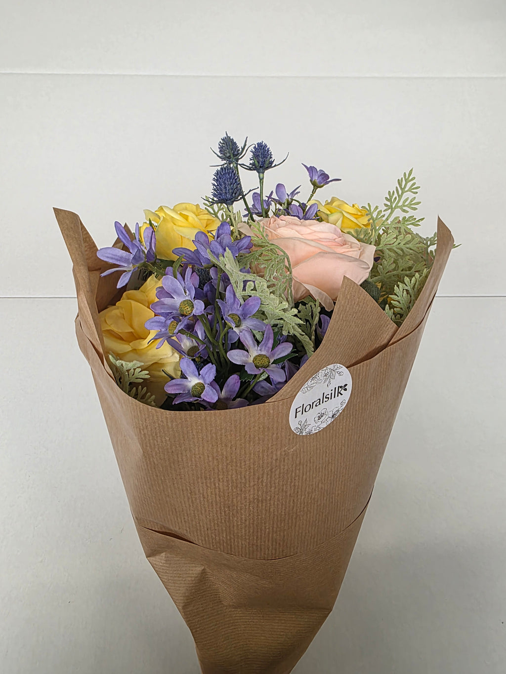 Artificial Bouquet Luxury Pretty Faux Rose and Daisy