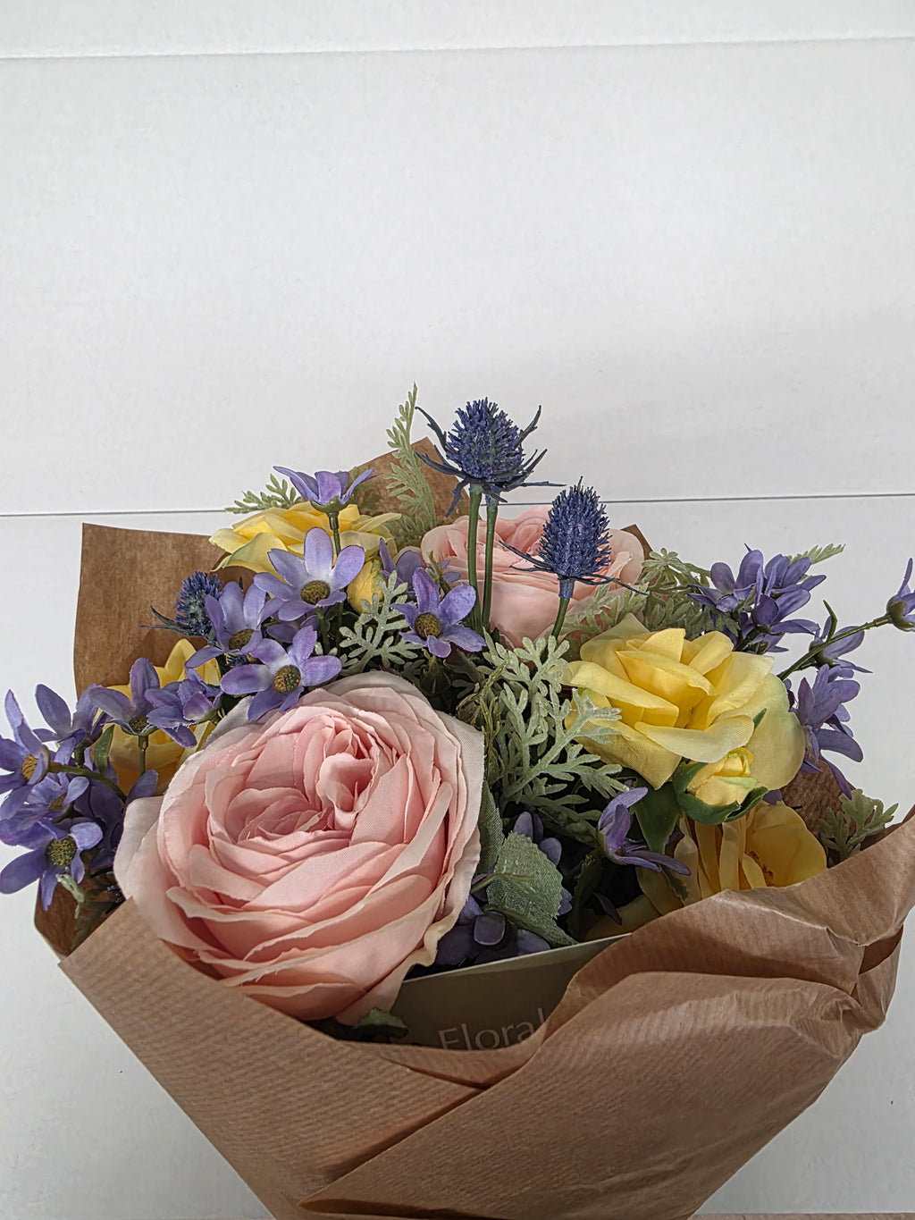 Artificial Bouquet Luxury Pretty Faux Rose and Daisy