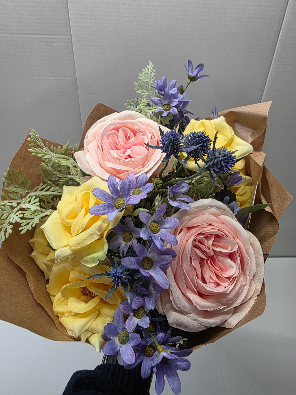 Artificial Bouquet Luxury Pretty Faux Rose and Daisy