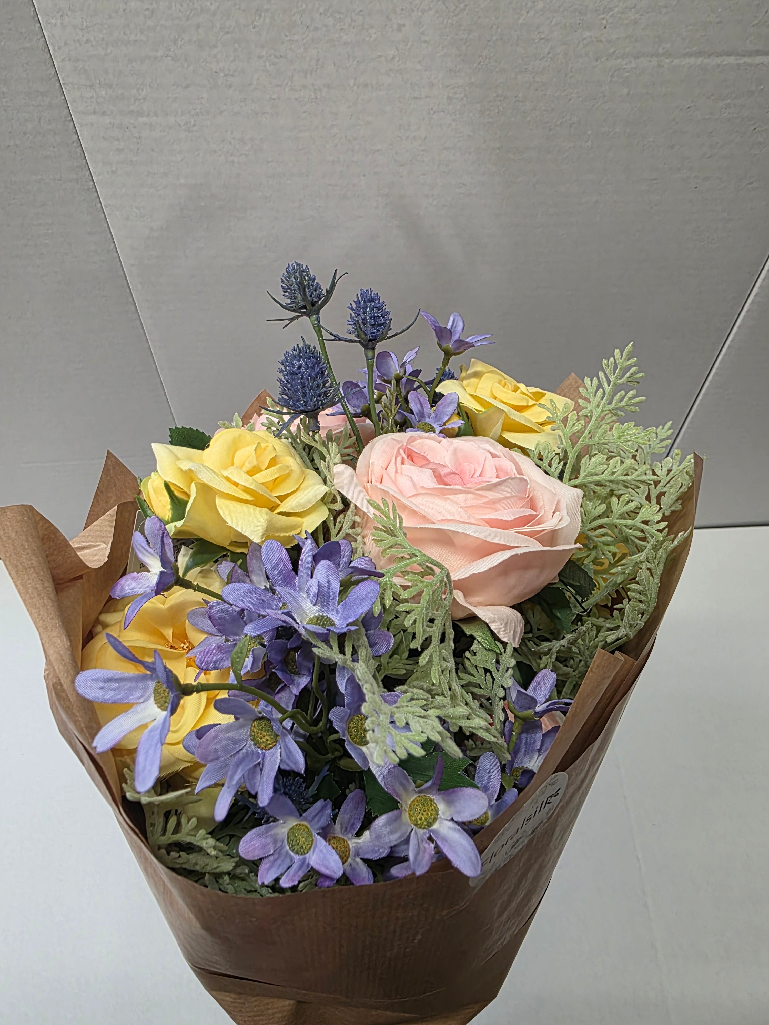 Artificial Bouquet Luxury Pretty Faux Rose and Daisy