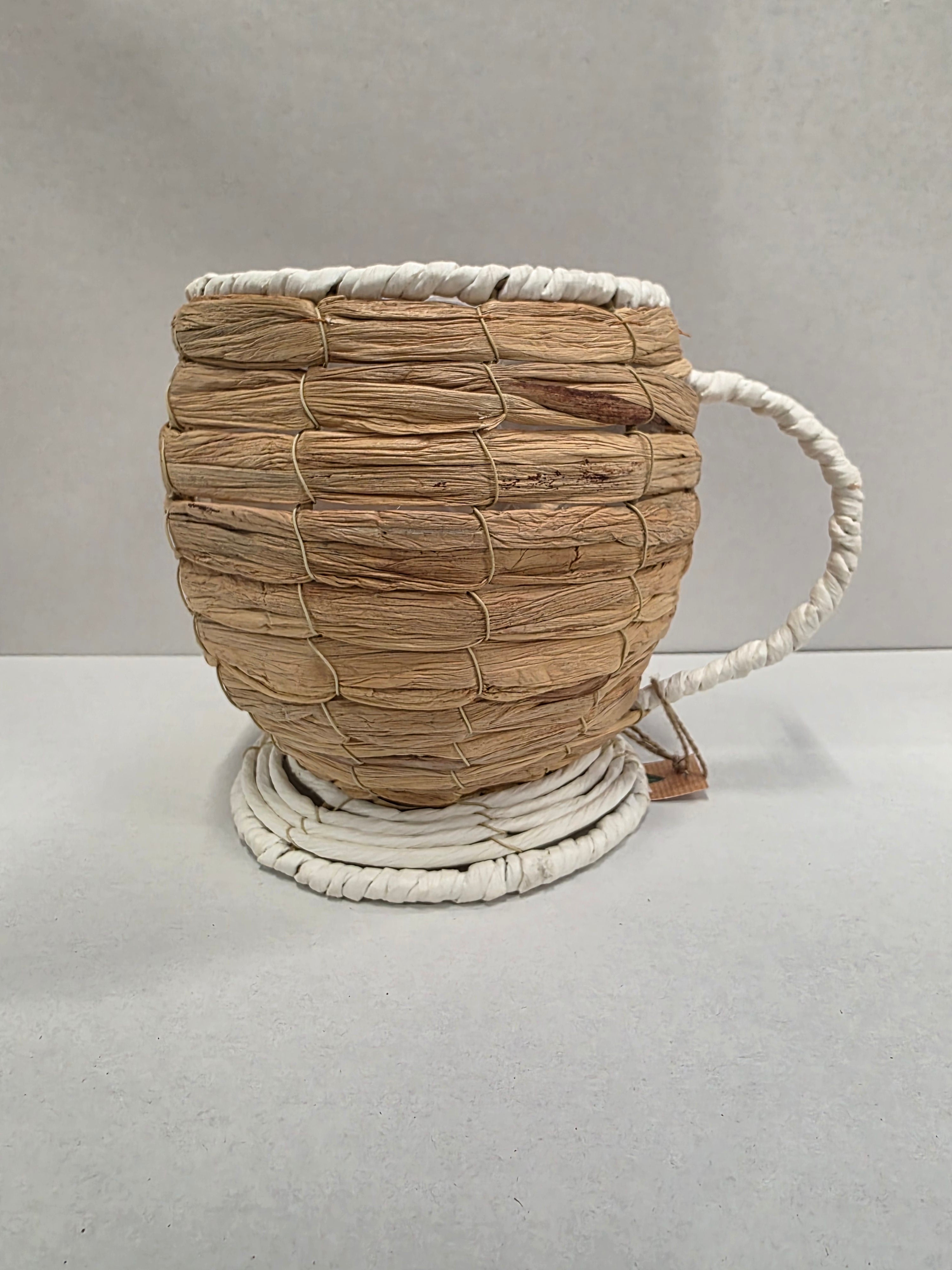 Planter Jasmine Cup White Wash 18cm
